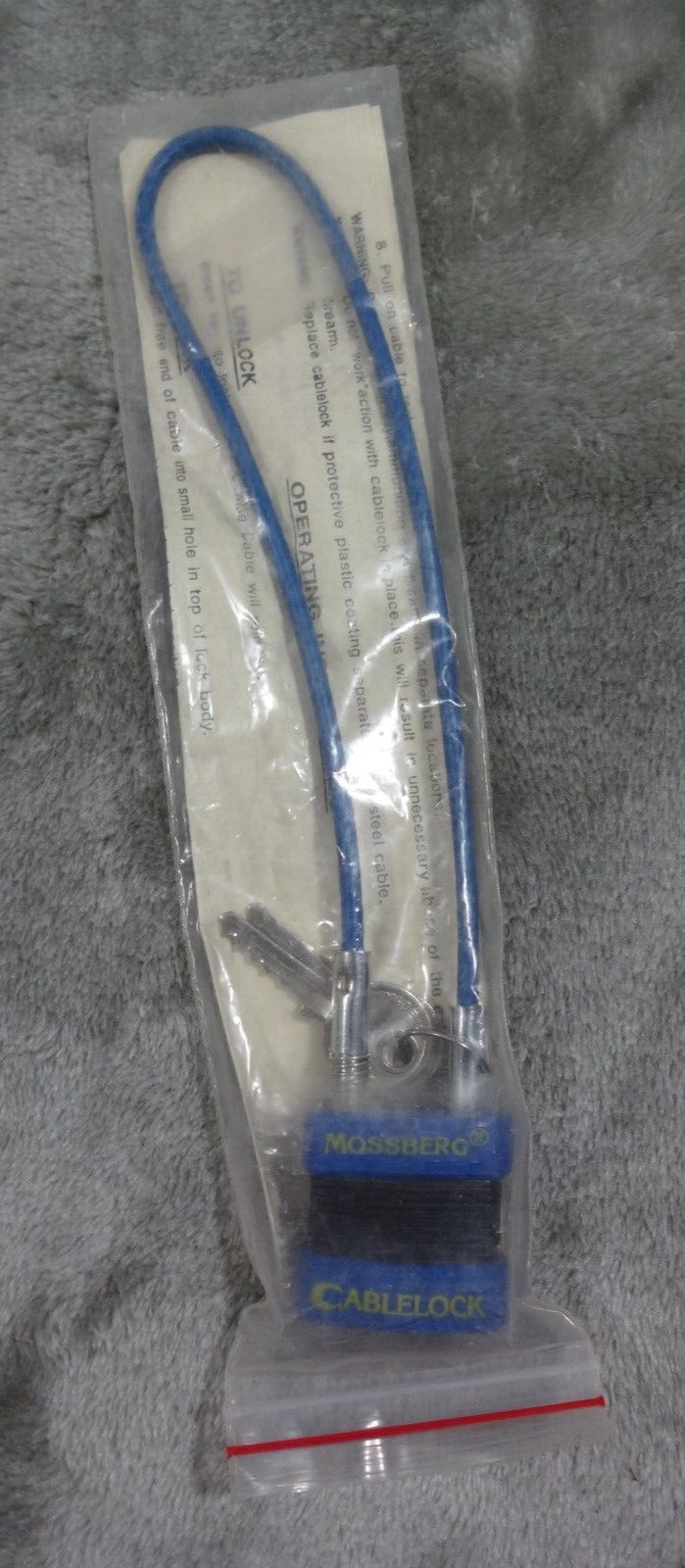 Mossberg Cable Lock Gun Rifle Lock - Blue Safety Firearm Lock - TWO KEYS - NEW
