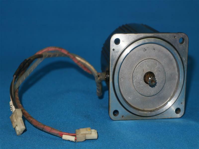 Panasonic M8RA25GV4Y Motor
