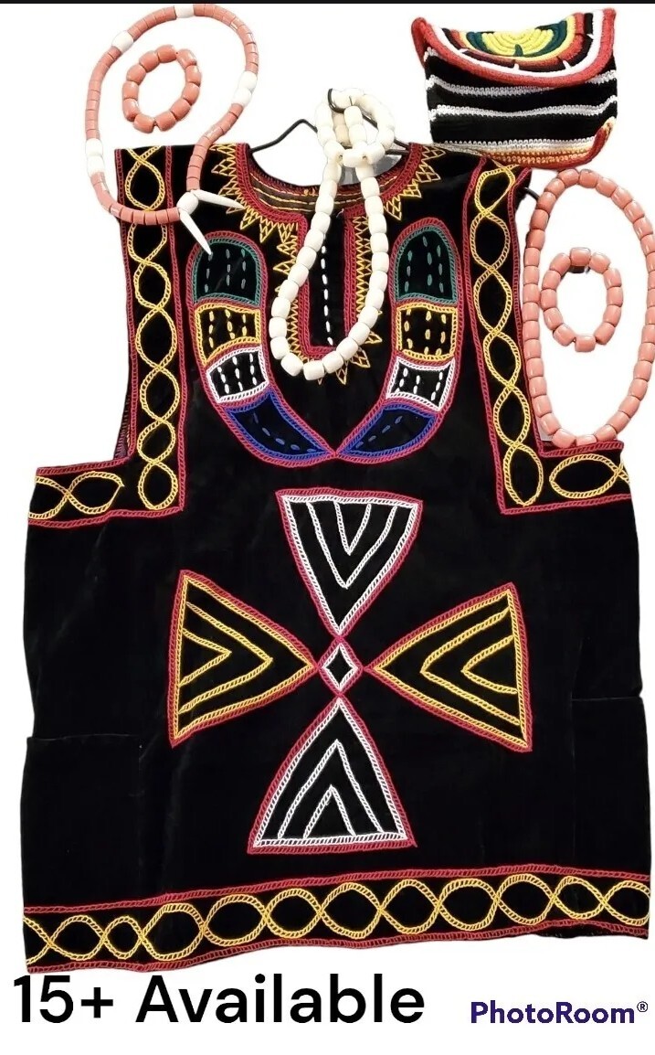 african traditional clothing.