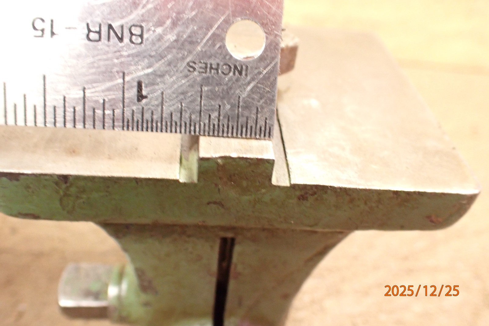 VINTAGE SMALL MACHINIST TAILSTOCK ASSEMBLY POSSIBLE GRINDING GRINDER TOOLING