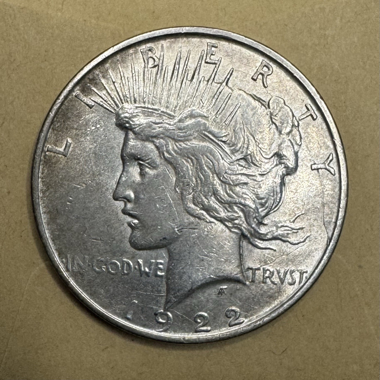 1922 D US Peace Silver Dollar 90% 15.06M, OBV Die Cracks. Fast Ship!