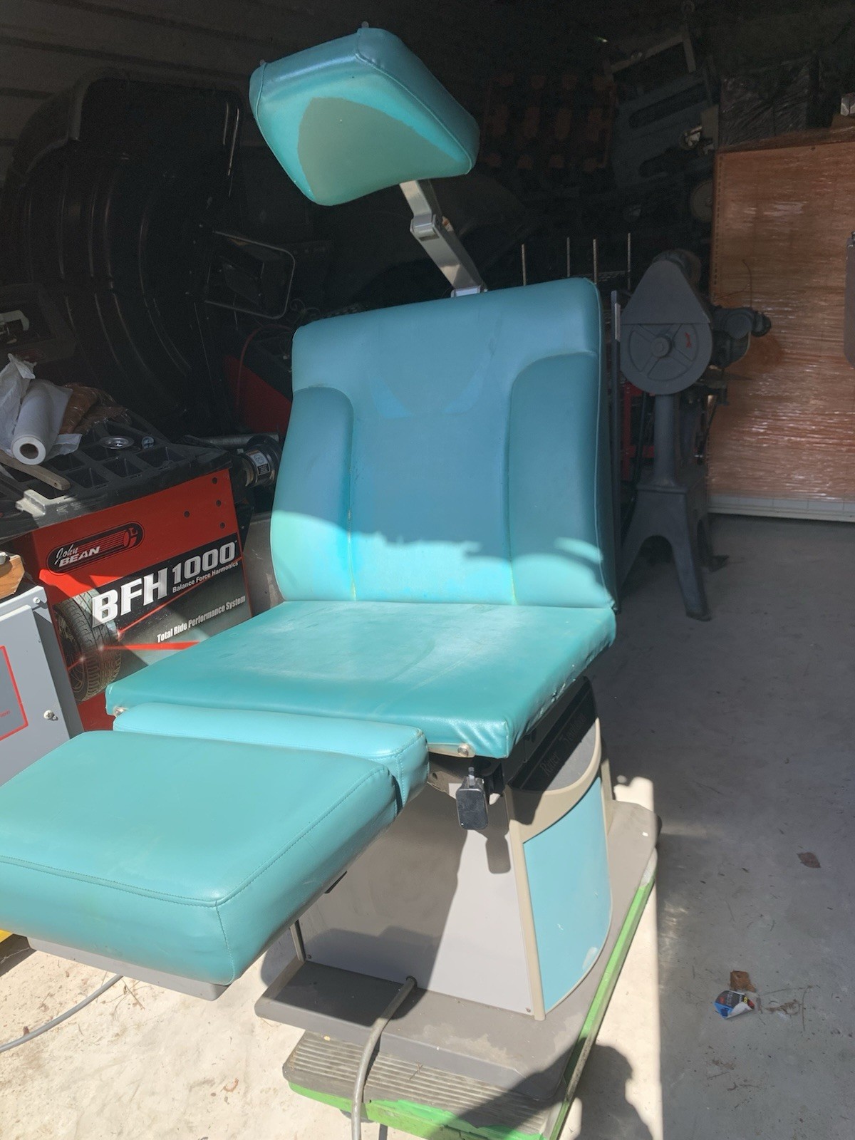 Ritter Midmark Model 119-014 75L Evolution Powered Examination Chair ~ 31423