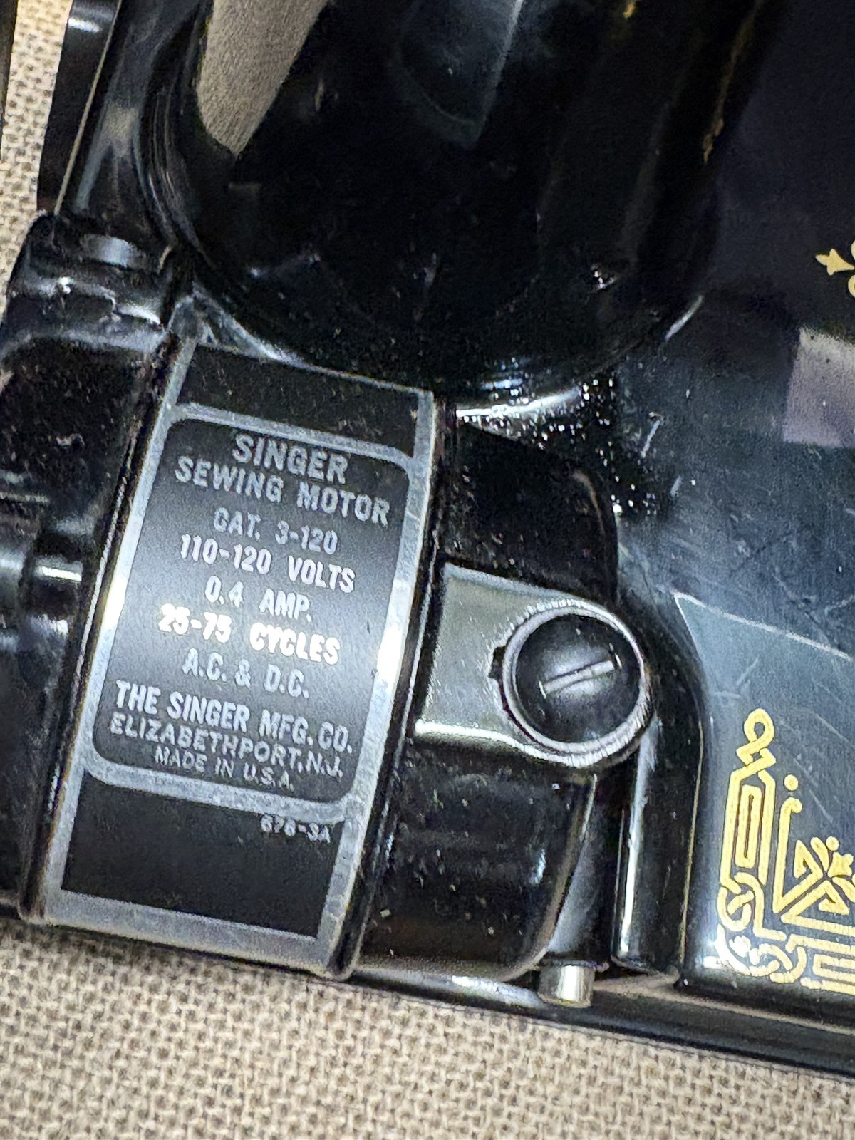 Singer Featherlight 221-1 sewing machine, Centennial edition 1951, pretty