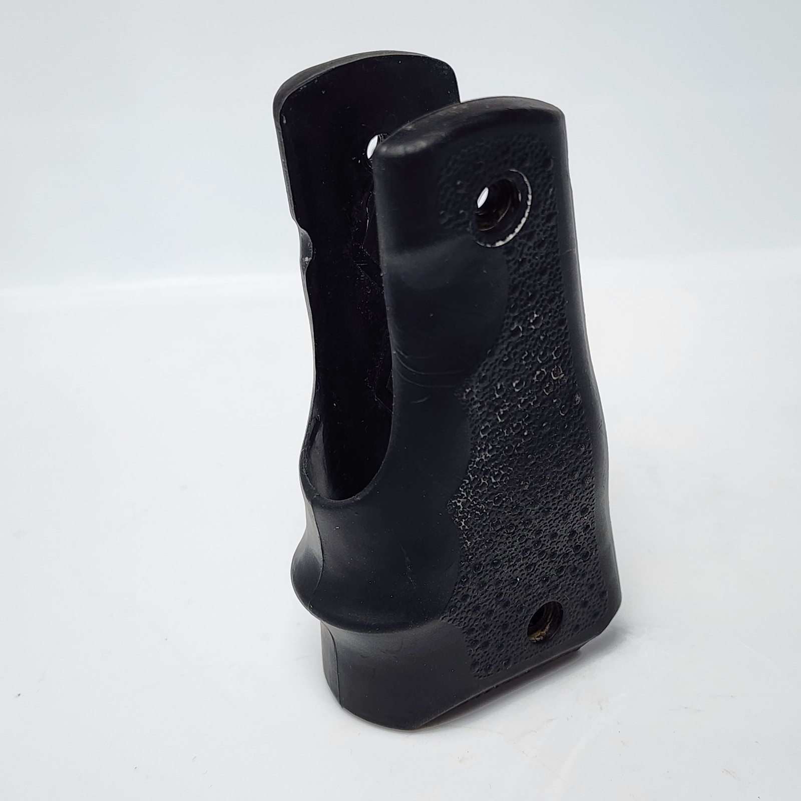 45 Rubber Hump Grips