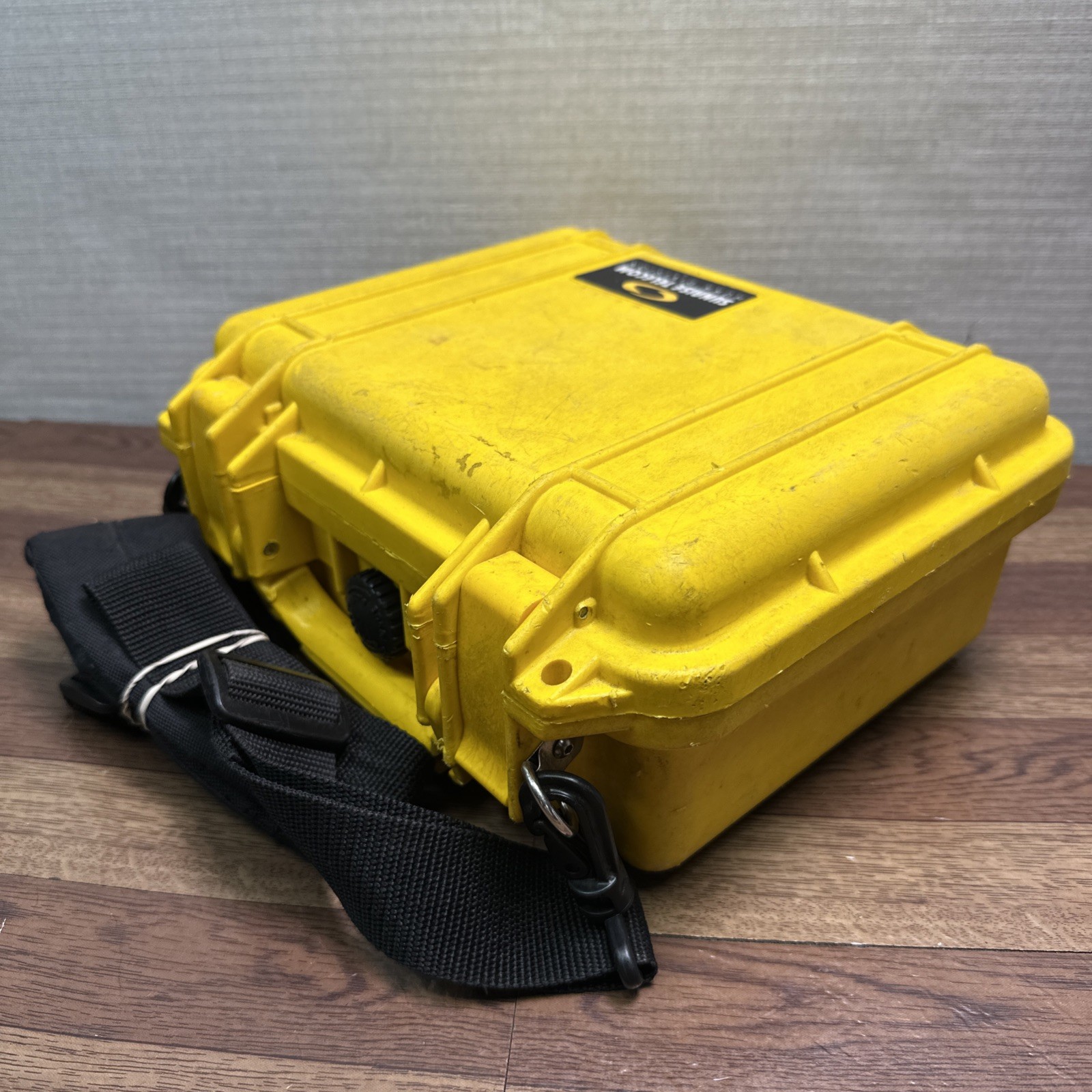 Hukk Engineering CR1200R Digital Signal Analyzer / READ
