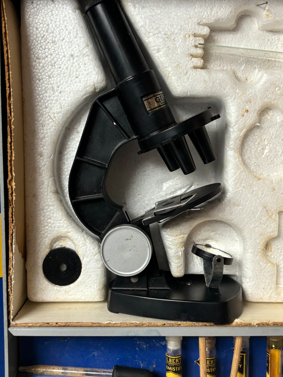 Gilbert Microscope and Lab Set Metal Case With Original Booklet And Accessories