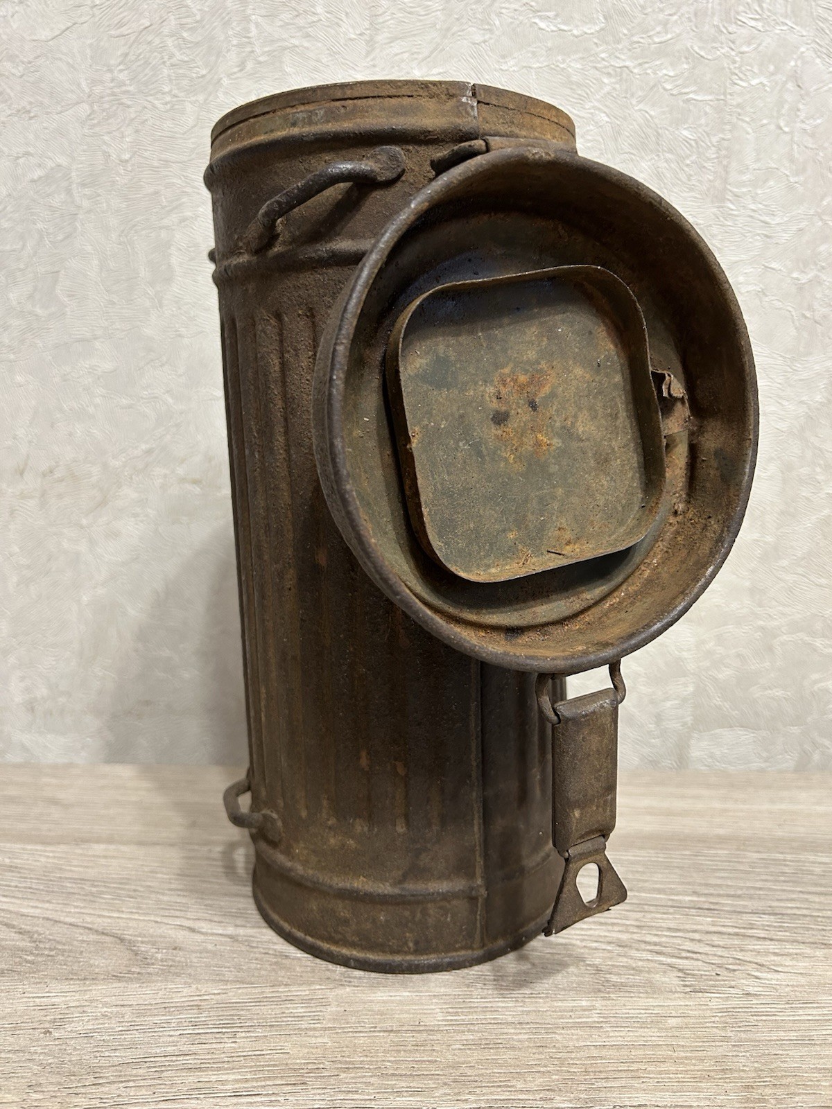 Original WW II WW2 German Gas Mask Canister  1941-1945 original paint