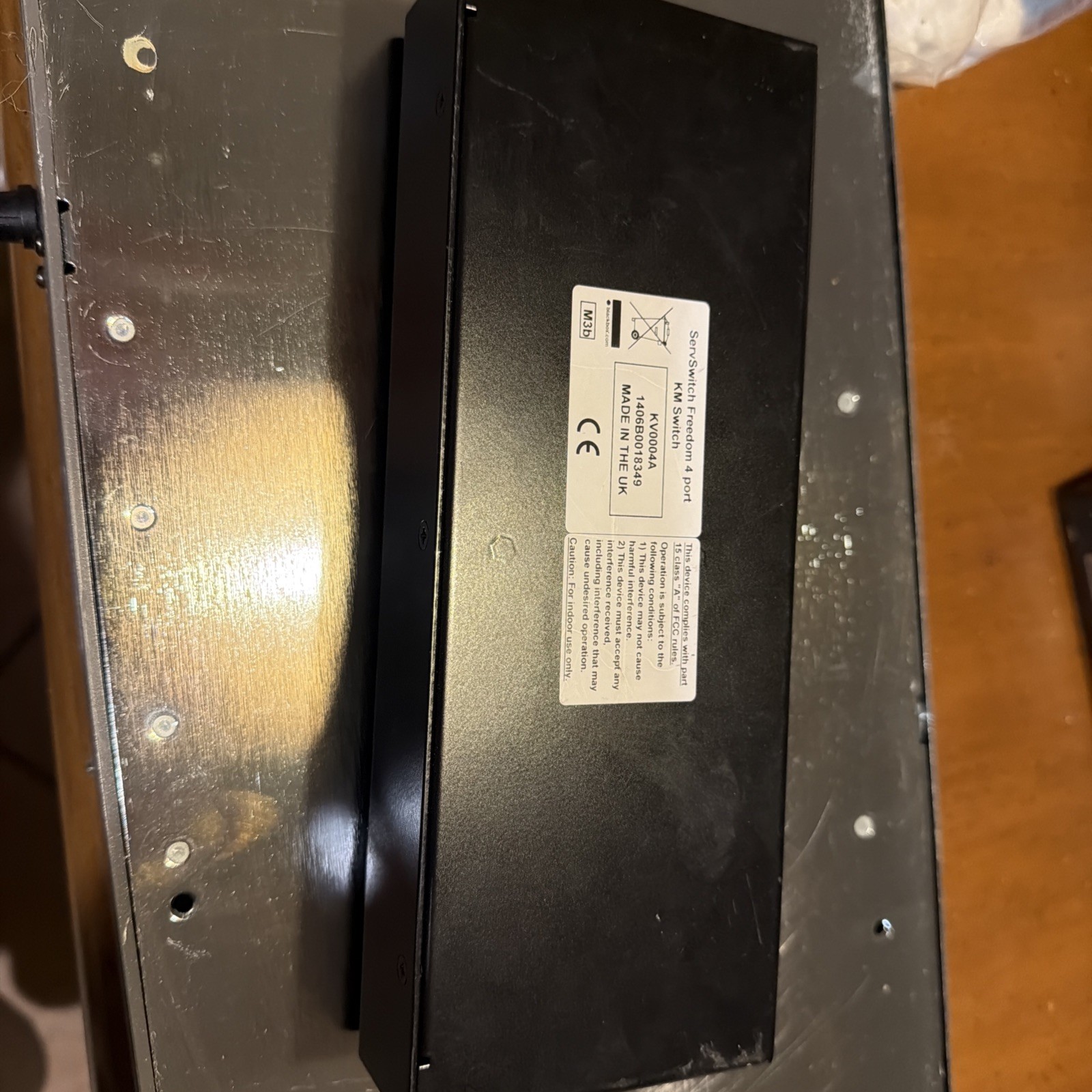 Black Box ServSwitch Freedom Desktop KVM Switch KV0004A