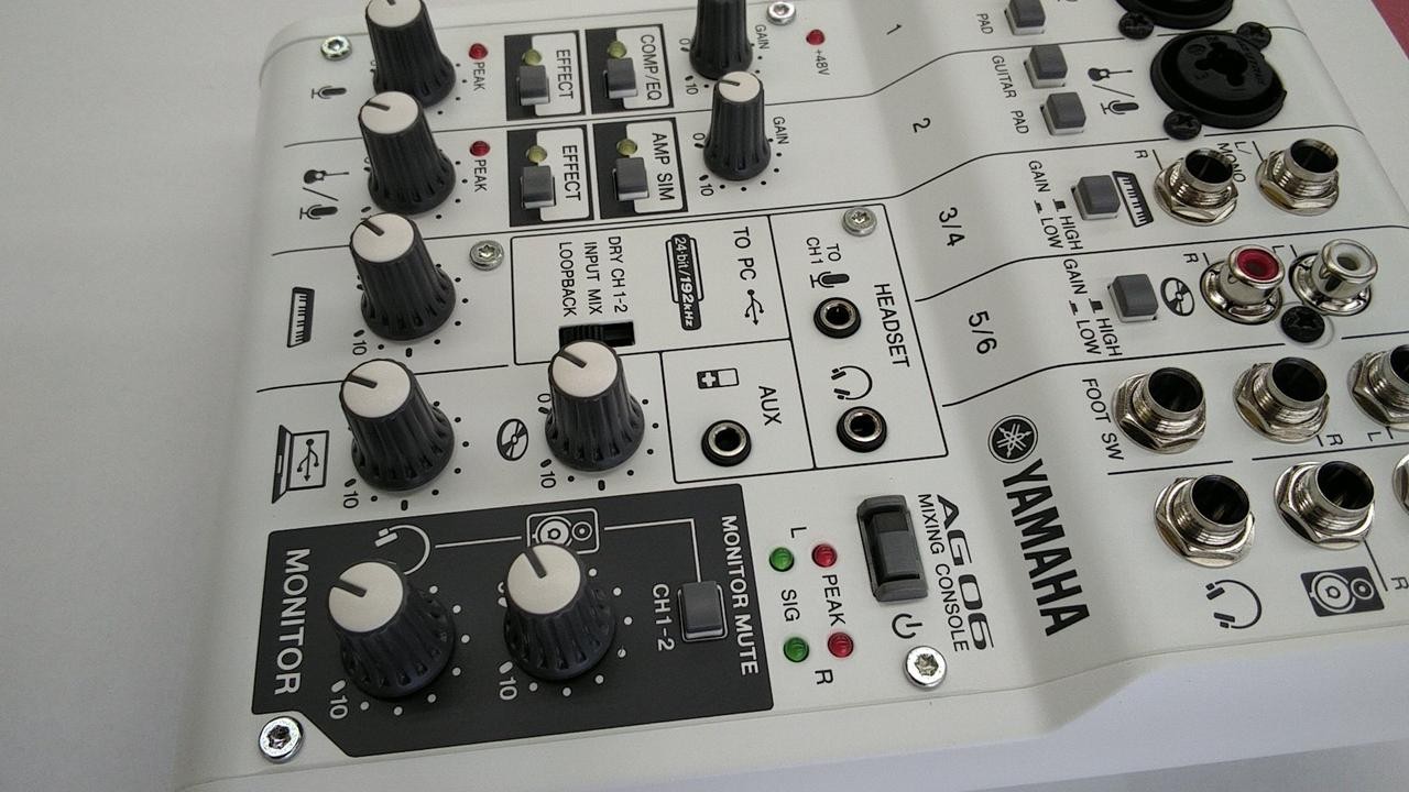 Yamaha AG06 Compact Analog Mixer USB Audio Interface 6-Channel New