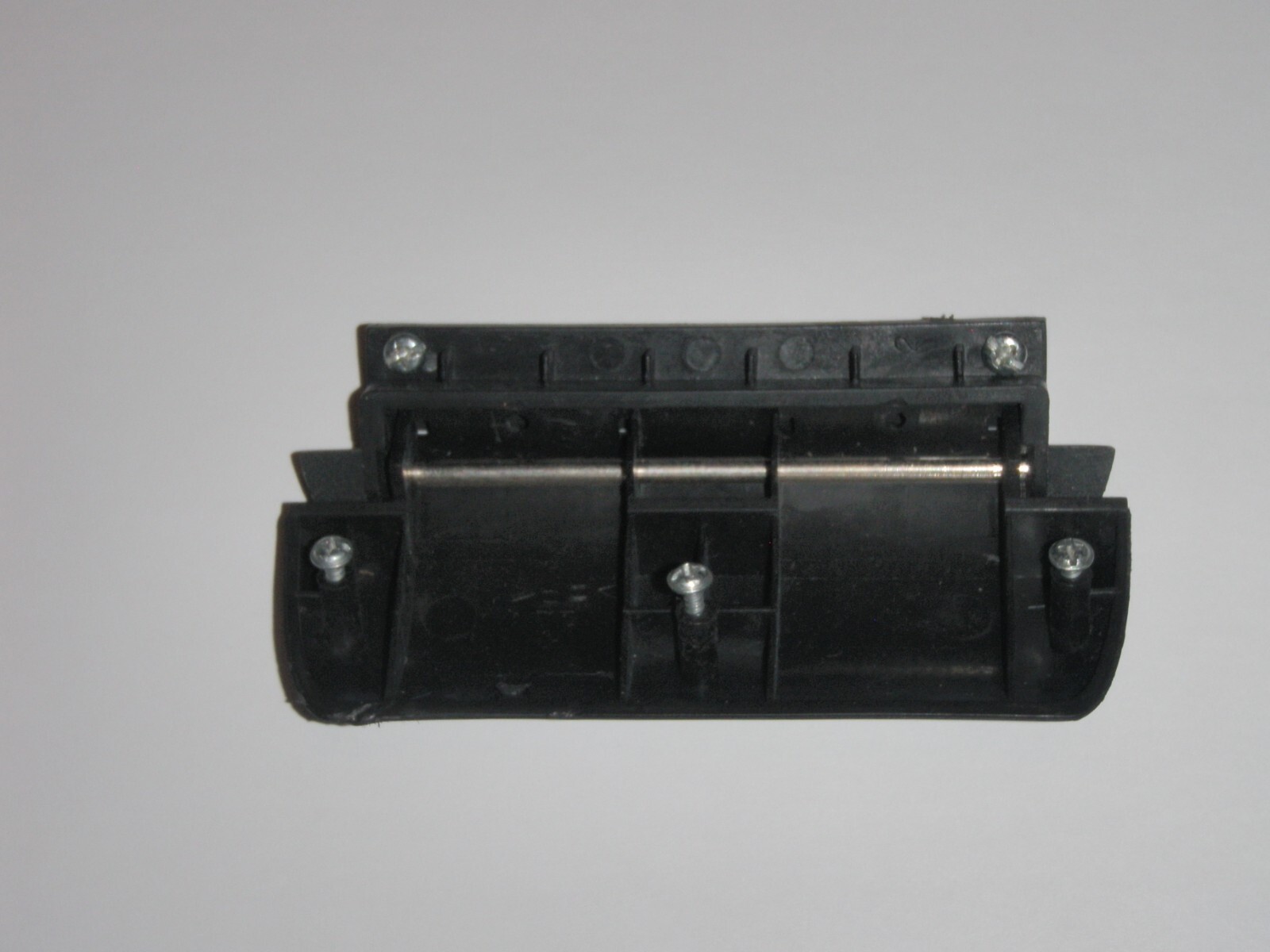 Hinge for Lid on Wolfgang Puck Bistro Bread Maker Model BBME025 WPBME025