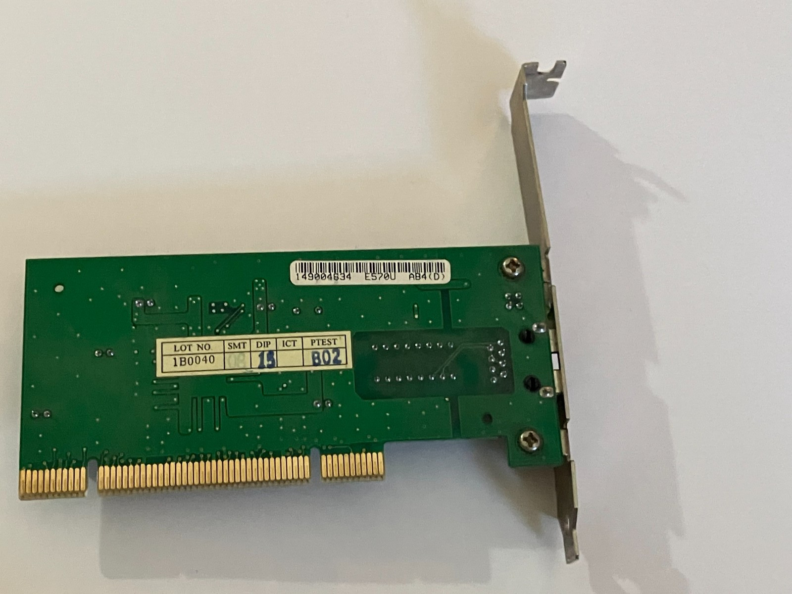 NETWORK EVERYWHERE ETHERNET 10/100 NETWORK CARD PCB-E570-AB4