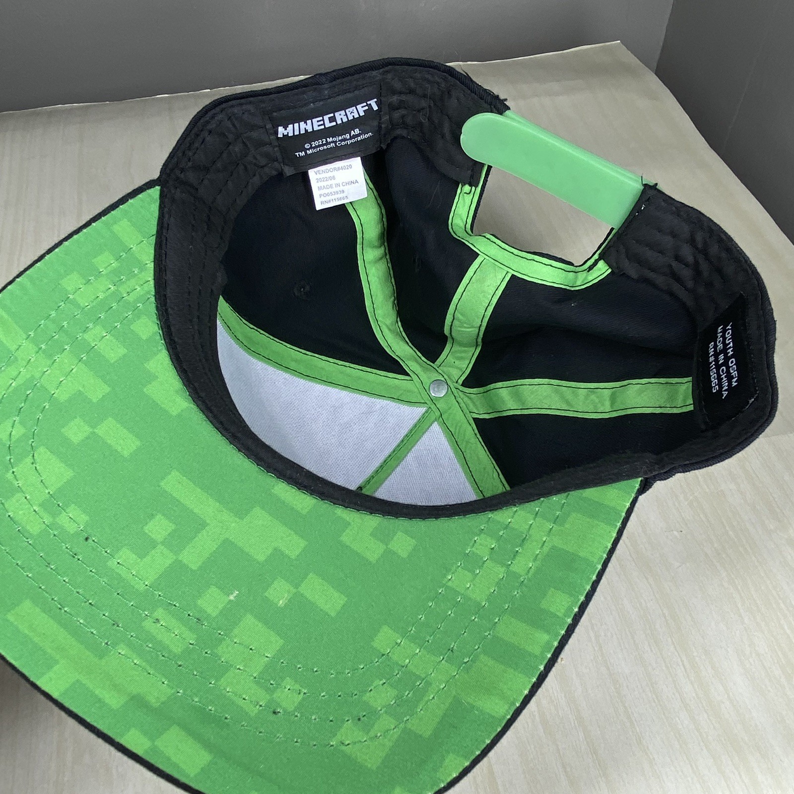 Minecraft BOOM Youth Hat Black Snapback Adjustable Baseball Cap OSFM