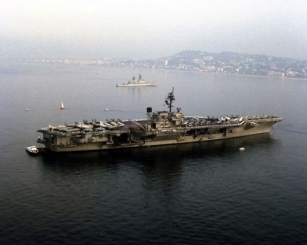 USS KITTY HAWK 8X10 PHOTO CV-63 NAVY US USA MILITARY AIRCRAFT CARRIER SHIP