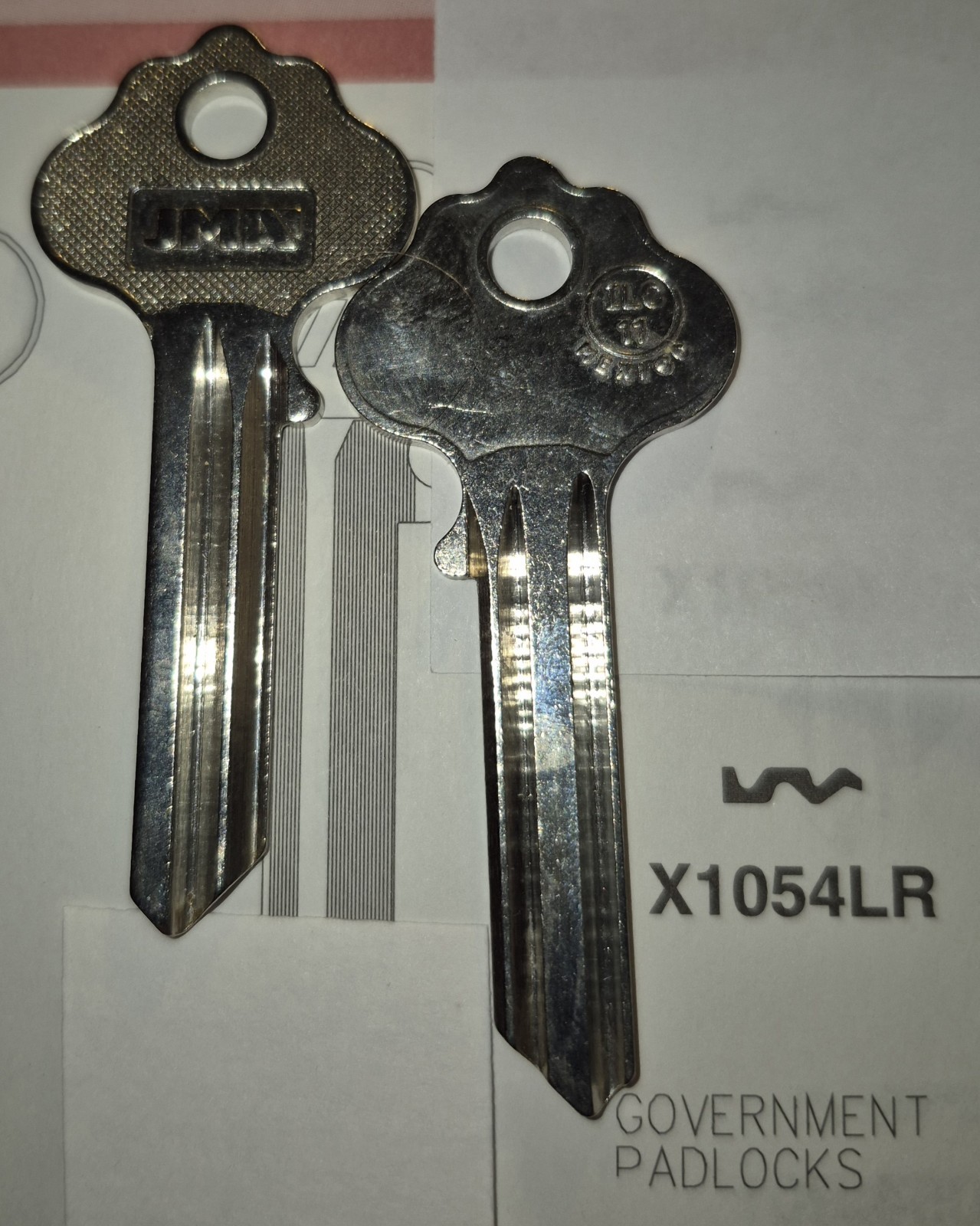 Ilco, X1054LR, ILC11, Vintage Key (1) Blank.