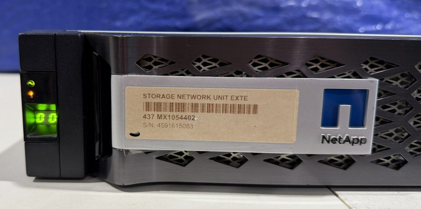 NetApp NAJ-1502 Expansion Shelf Disk 12x LFF 2x Controllers IOM12 #3 See Desc.