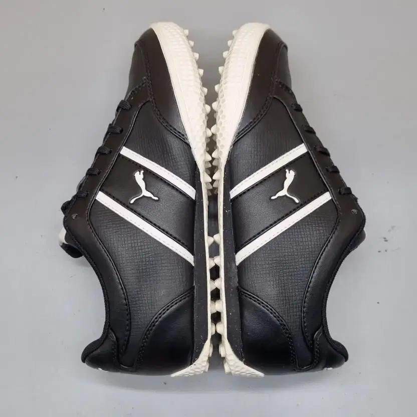 Puma Spike Less Golf Shoes 235mm Excellent Condition