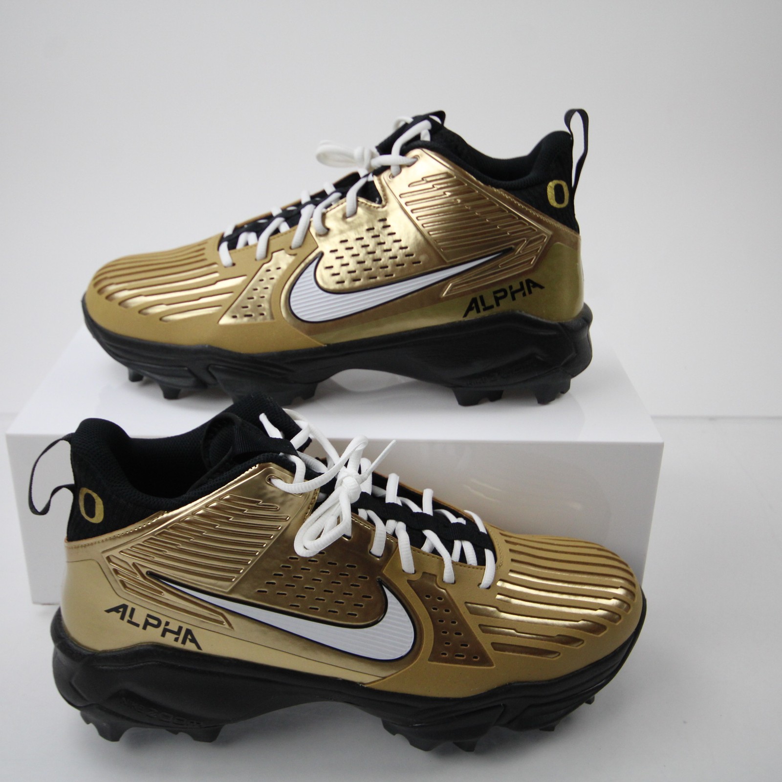 Oregon Ducks Nike Alpha Menace Football Cleat Men's Multiple Sizes