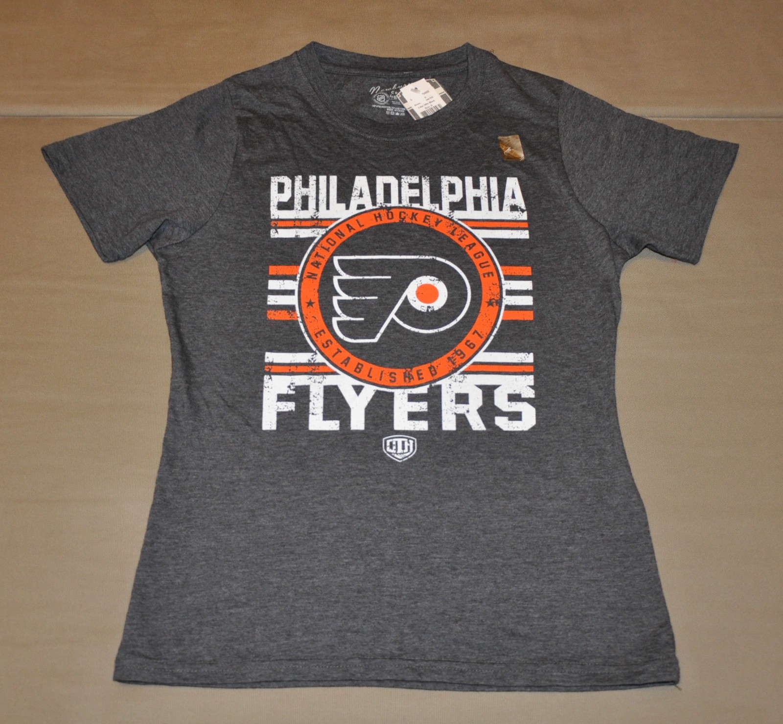 BNWT Philadelphia Flyers Womens Ladies Her T-Shirt Shirt (S,M,L,XL) Jersey NHL