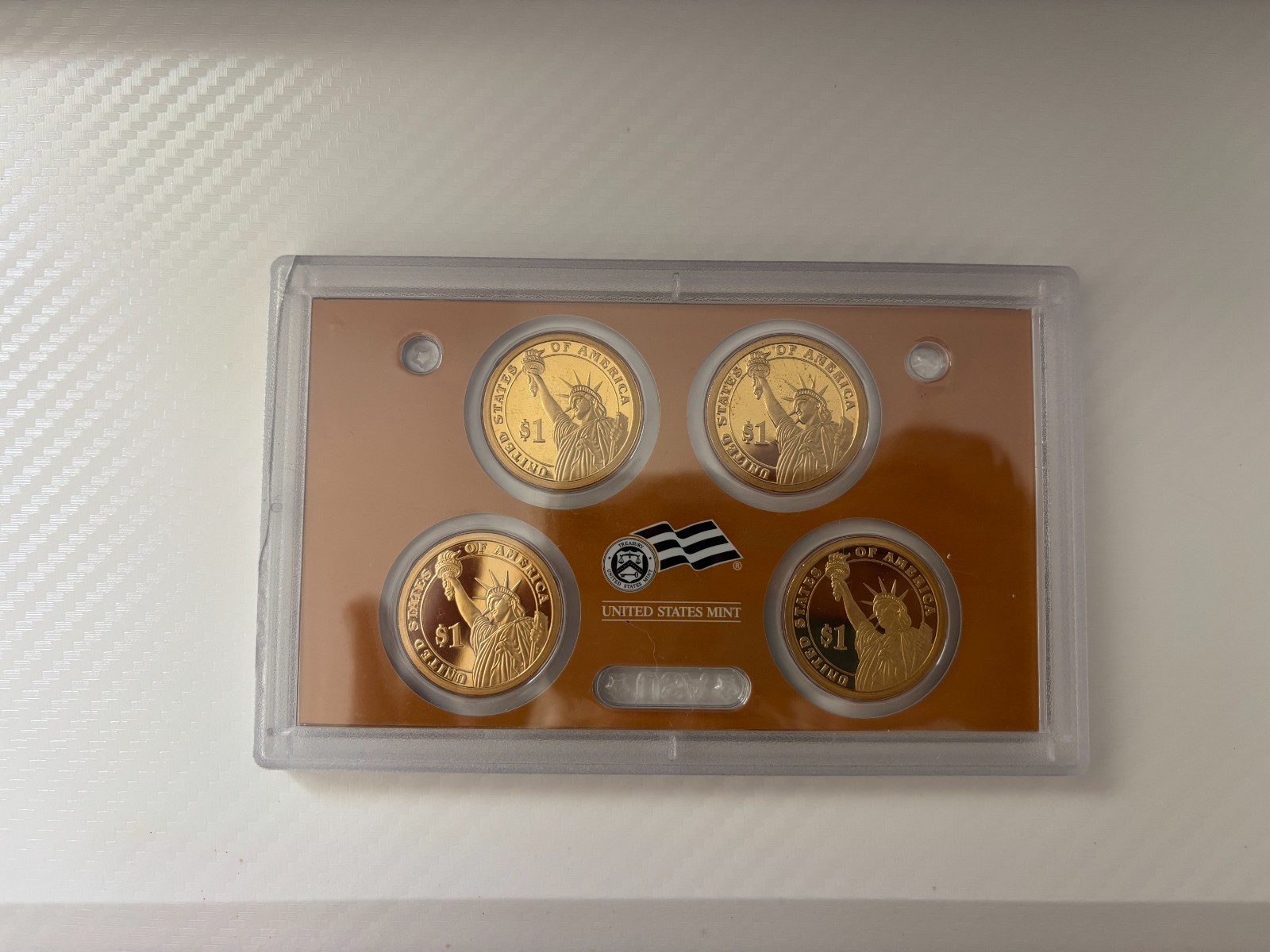 2008 US Mint Presidential Proof Set, 4 coins, OGP Crack in Case Corner