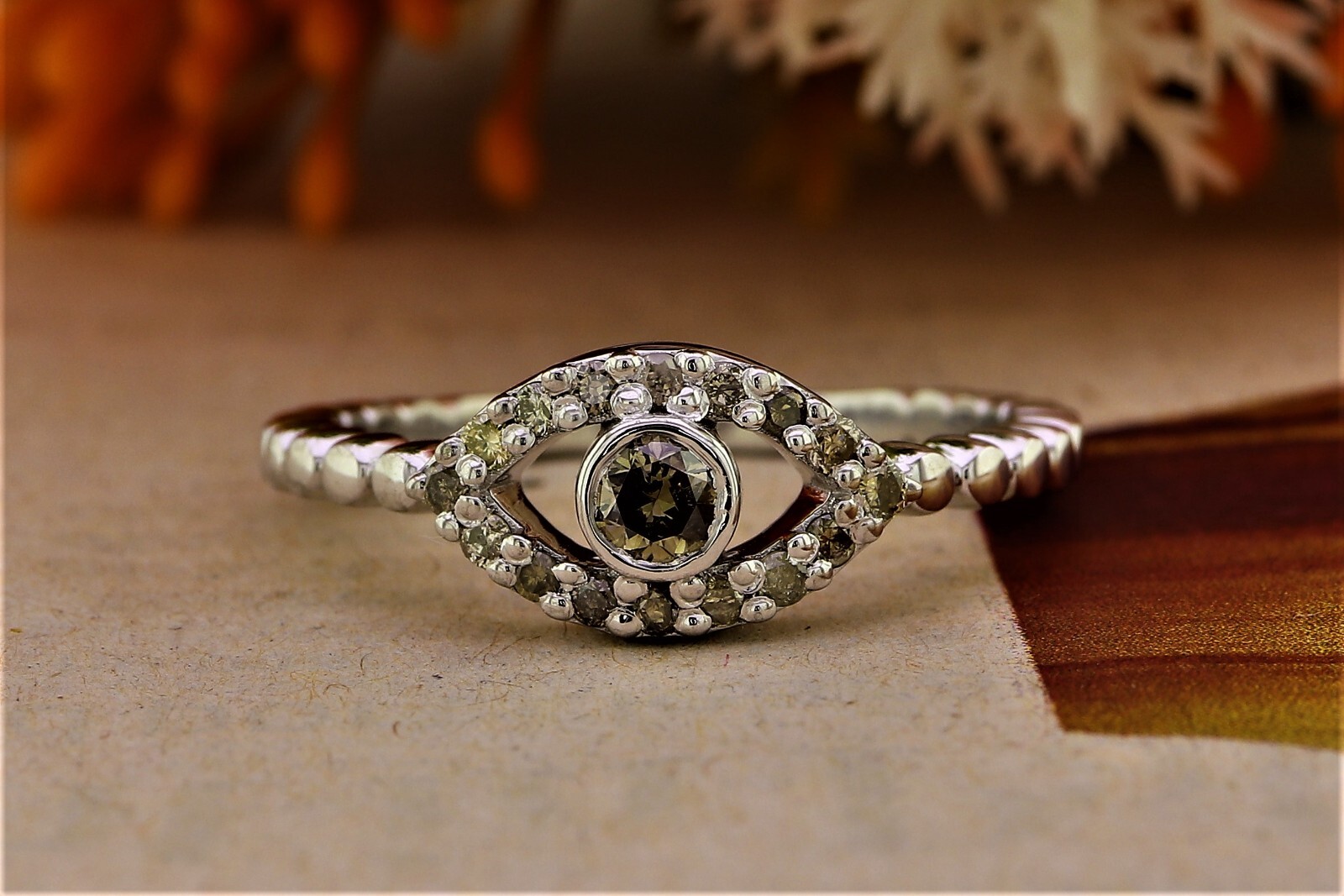 Round Cut Eye Shape Wedding Ring Salt And Pepper Moissanite Ring In S925 Silver