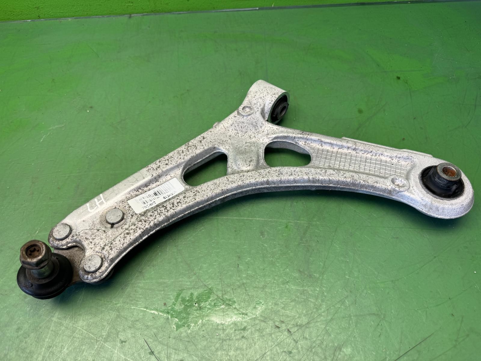 VAUXHALL COMBO E Left Front Lower Control Arm 9815014680 2017-
