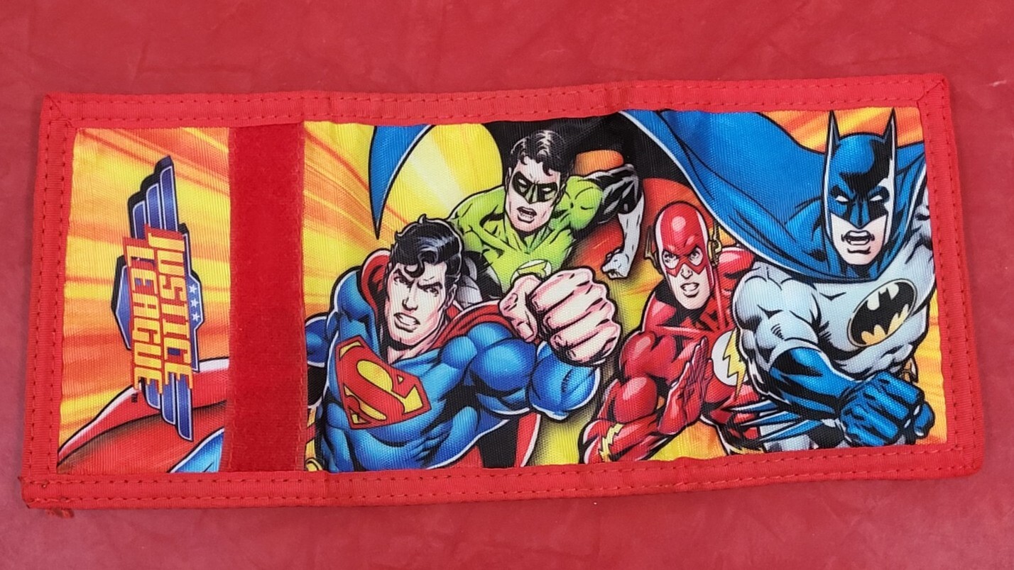 DC JUSTICE LEAGUE Wallet In Beautiful Condition Superman Batman Low Shipping