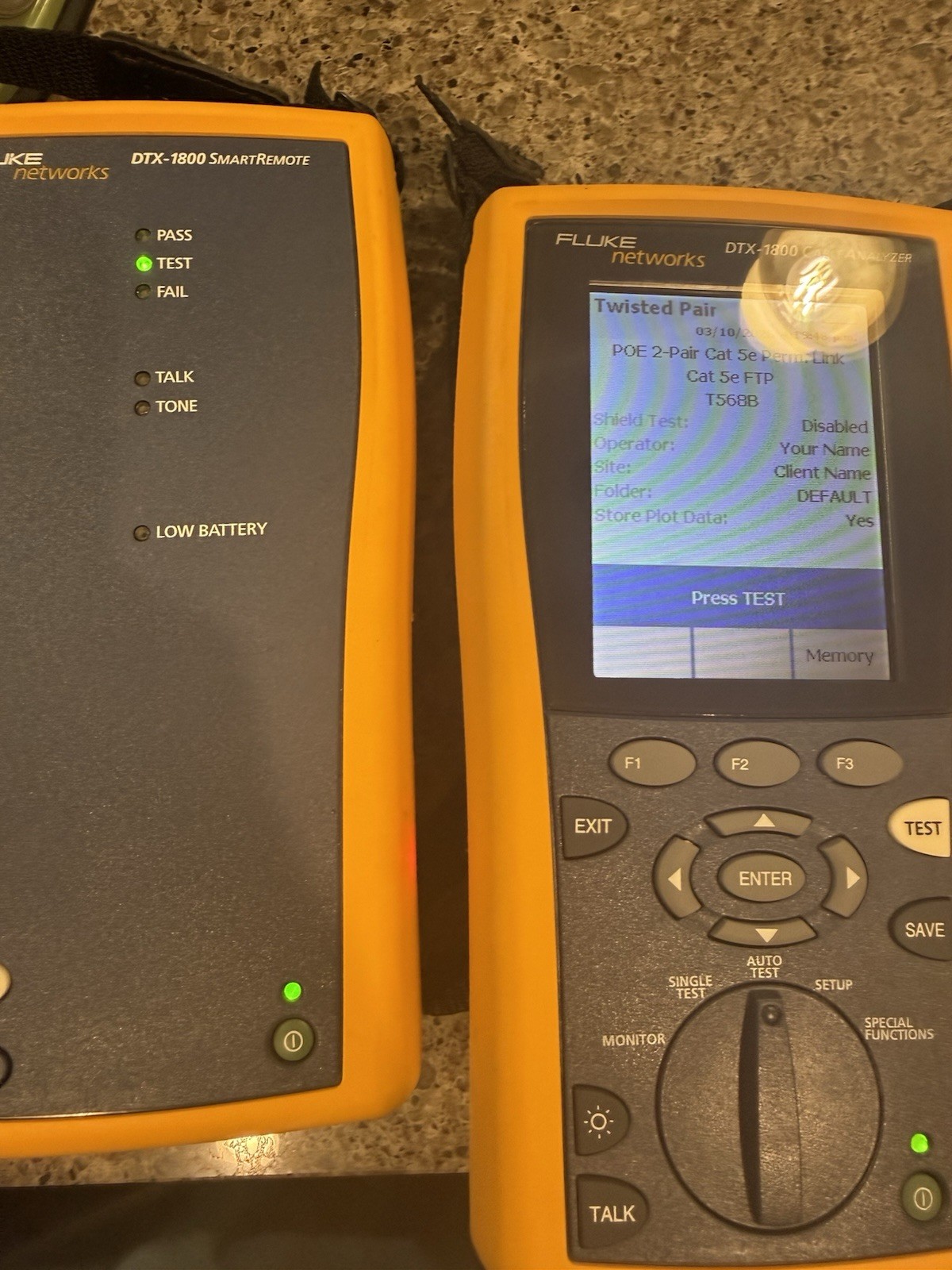 Fluke Networks DTX-1800 CableAnalyzer SmartRemote Cat 5e FTP Twisted Pair Tester