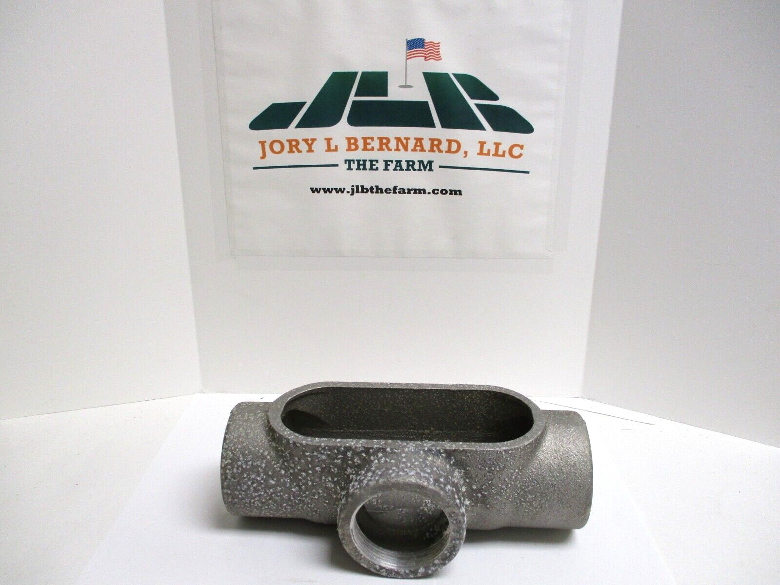 CROUSE HINDS ,  T67SA ,  2"  , 2 PER BOX