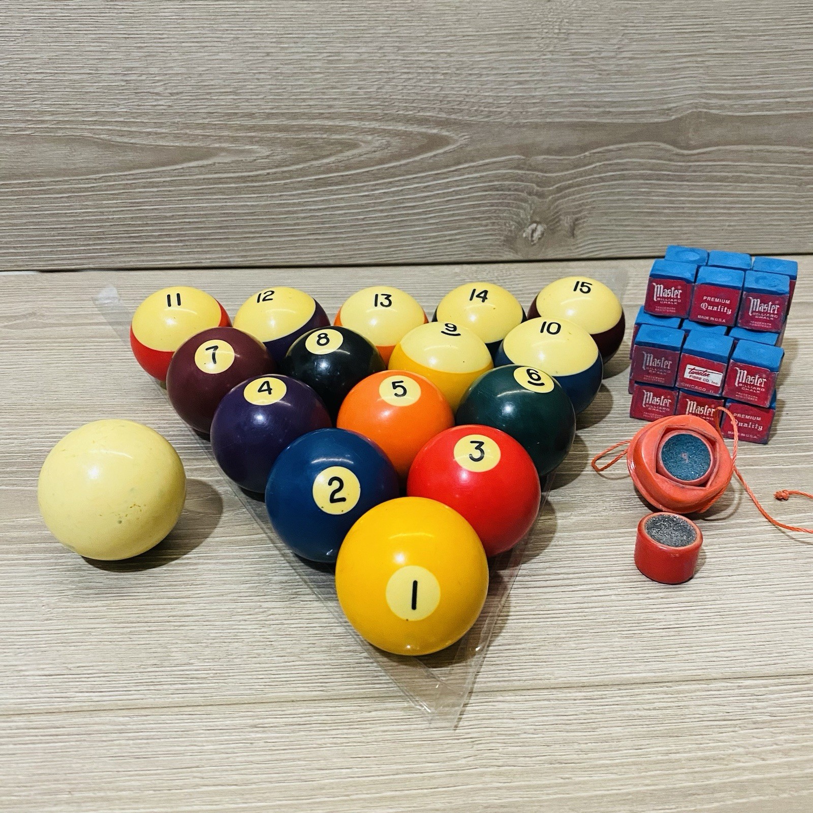 COMPLETE Set Vintage Pool/Billiard Balls Standard Size Good Cond W/Chalk + More