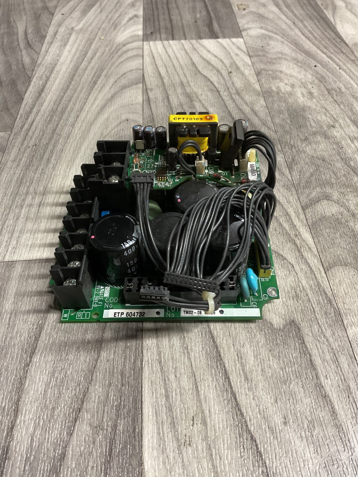 Yaskawa  ETP 604732 Drive Unit Board #4017J72