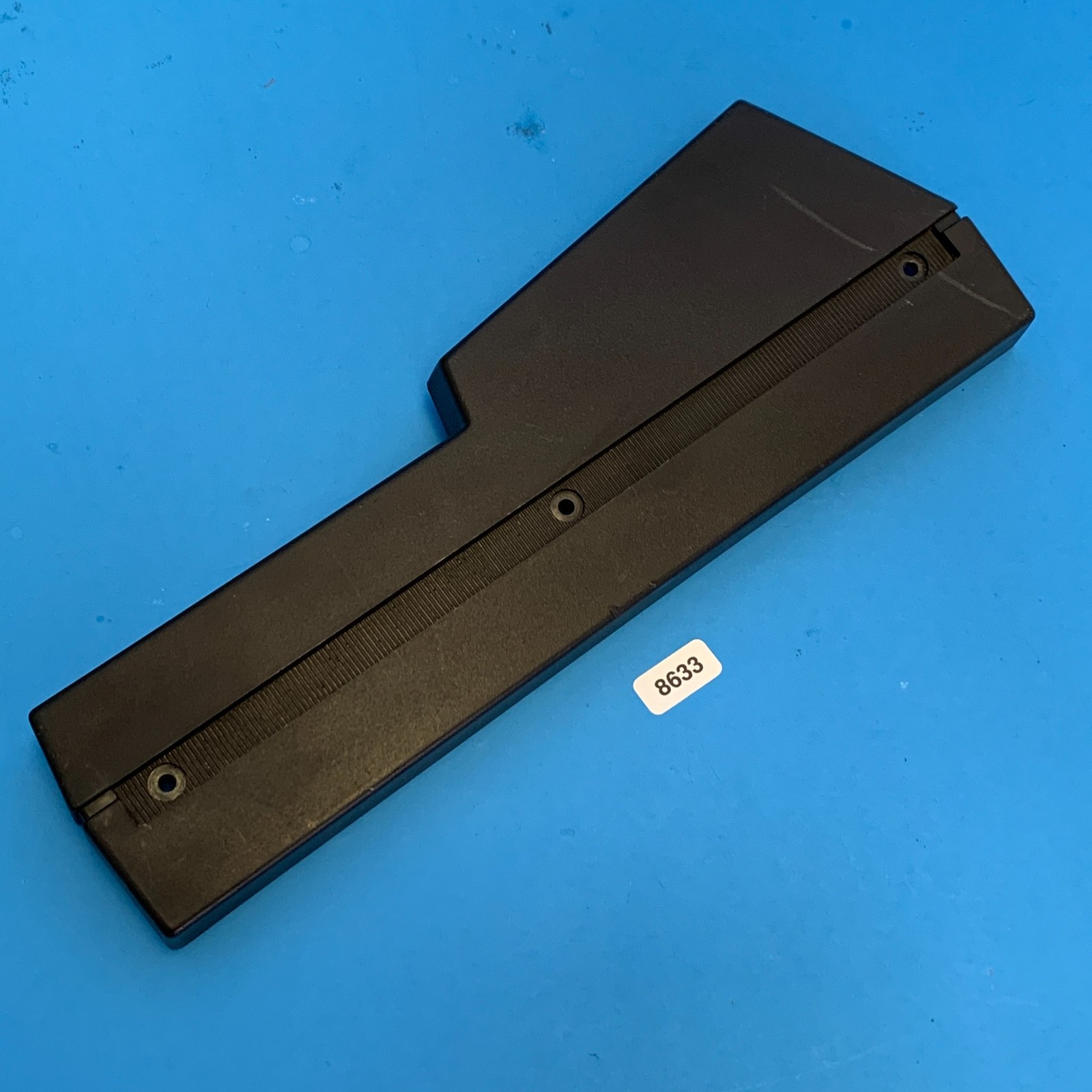 KORG LP-10 Electric Piano Keyboard OEM Part: Black Plastic End Cap Panel [RIGHT]