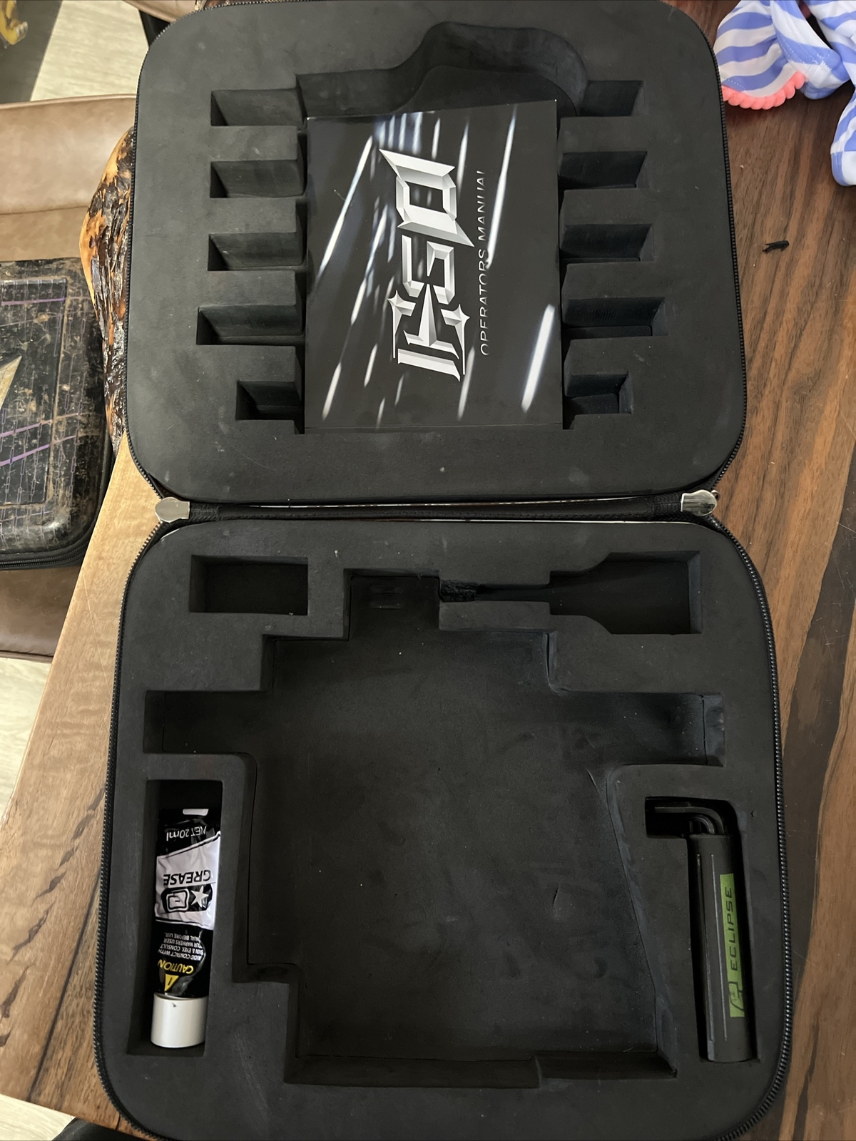 Paintball Planet Eclipse Ego 11 Case With Manuel Lube And Keys