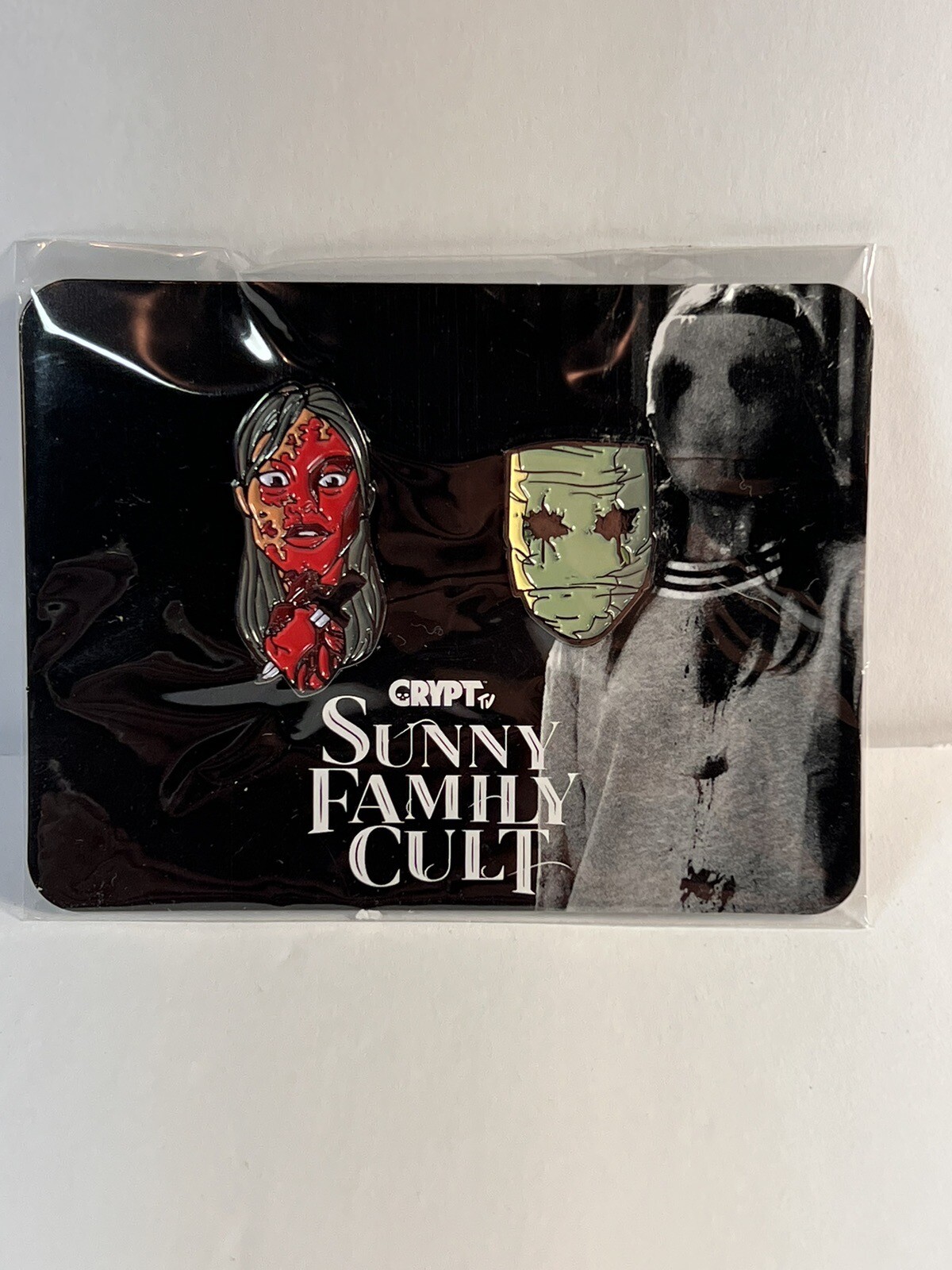 Sunny Family Cult Pin Set - New Sealed - Loot Fright Exclusive - Crypt TV!