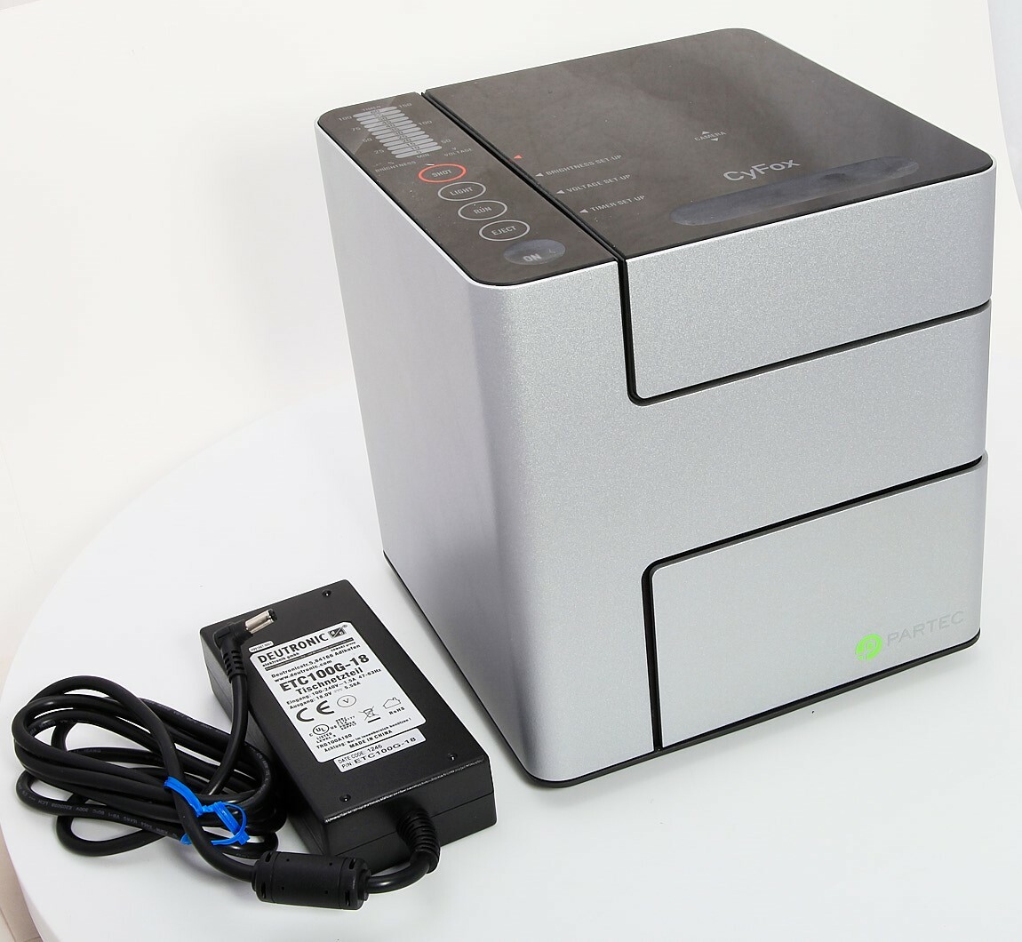 Partec CyFox HD Gel Electrophoresis System DNA RNA Analysis Live Imaging CYS8001