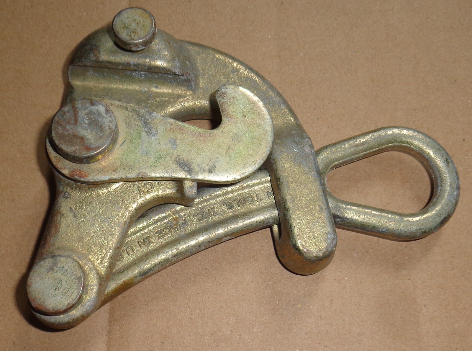 Klein Tools 1604-20L 5000 Lb .25" to .50" Pulling Grip Cable Wire Puller