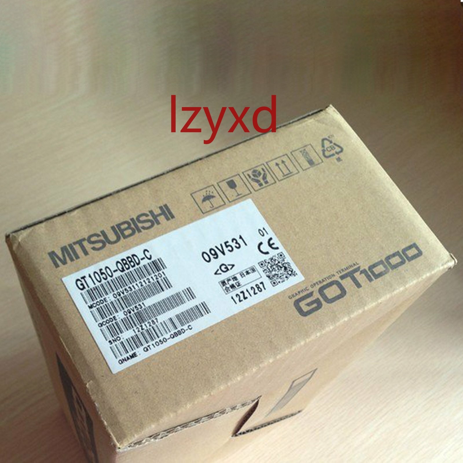 MITSUBISHI HMI GT1050-QBBD-C Panel GT1050QBBDC New In Box Expedited Shipping