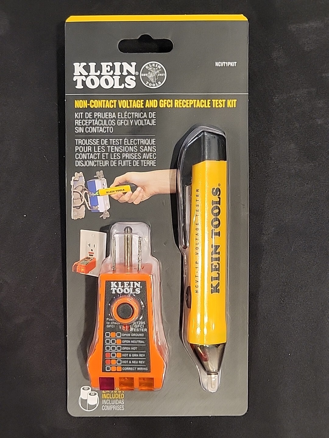 NEW Klein Tools NCVT1PKIT Non-Contact Voltage and GFCI Receptacle Test Kit