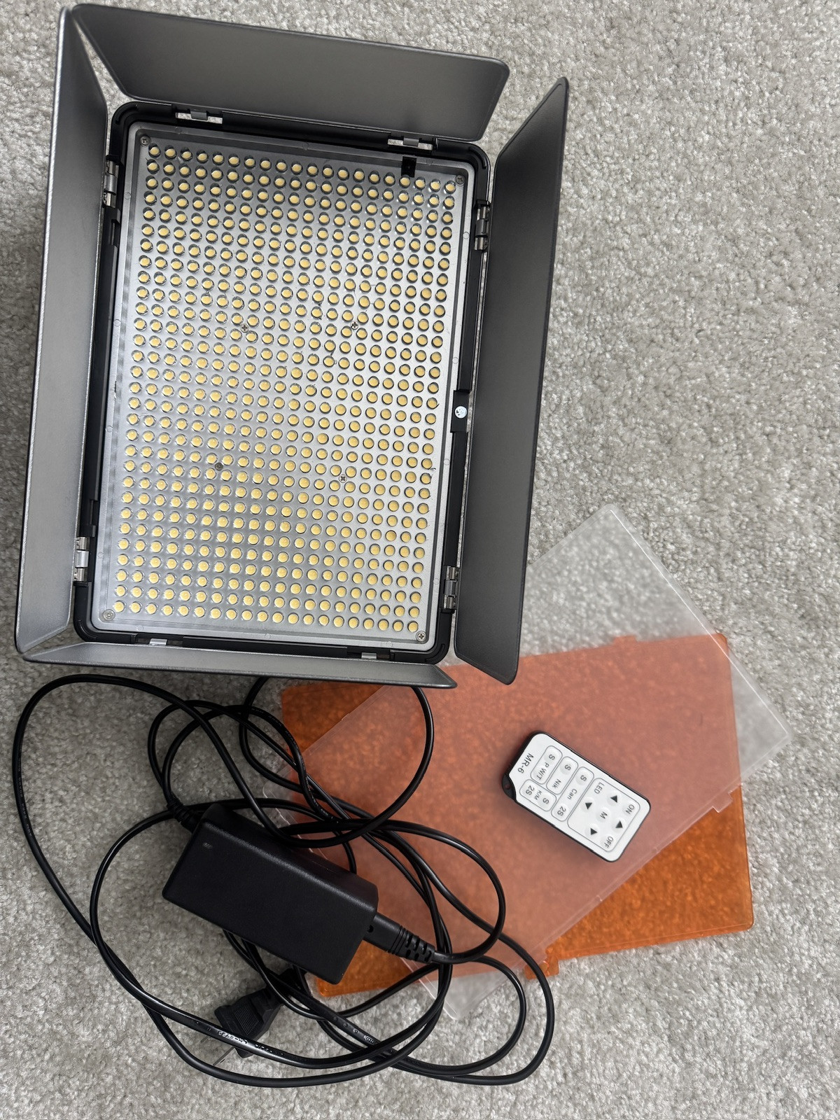 TL-600s Video Light