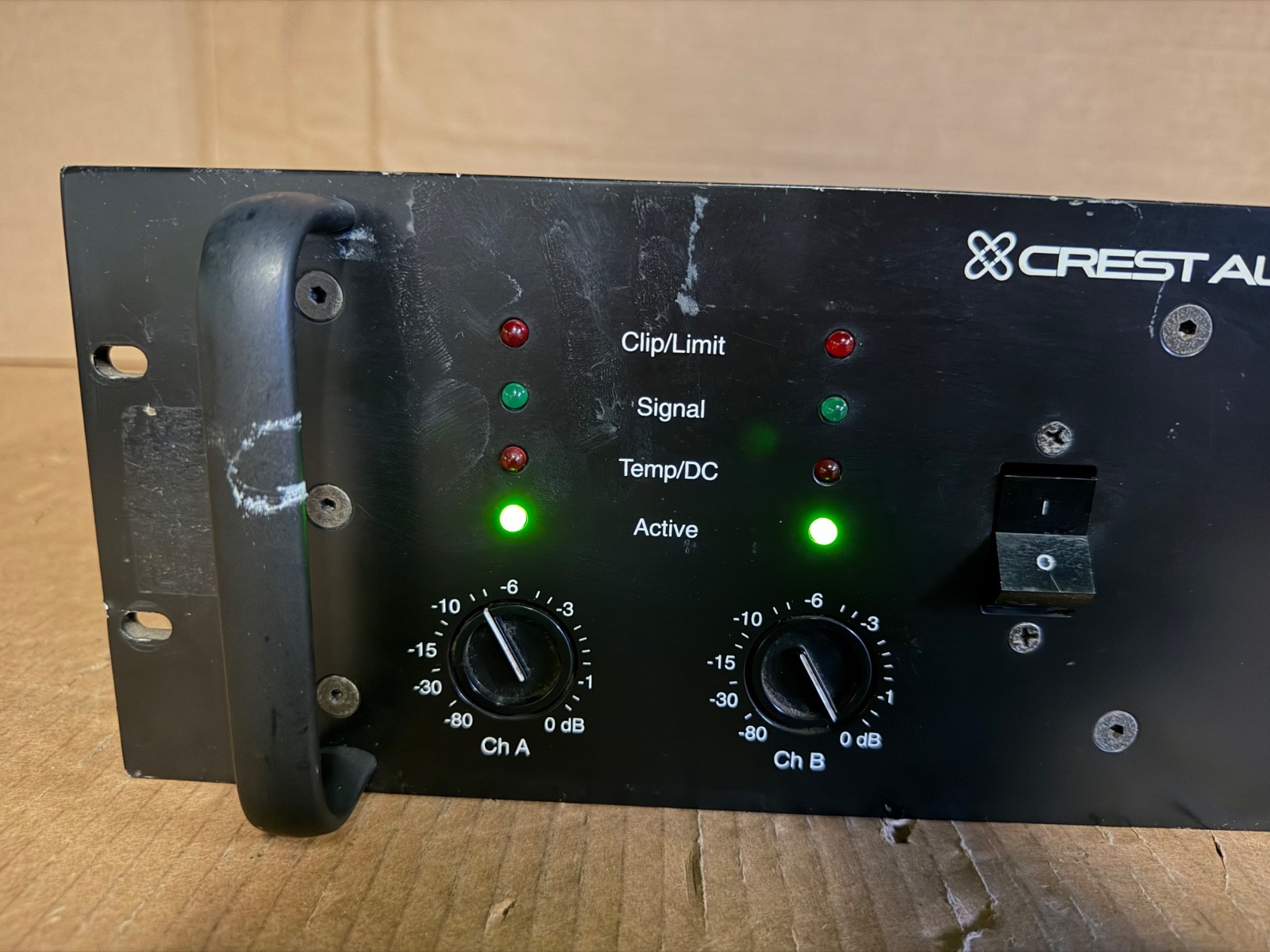 CREST AUDIO 8001 PROFESSIONAL POWER AMPLIFIER - TESTED
