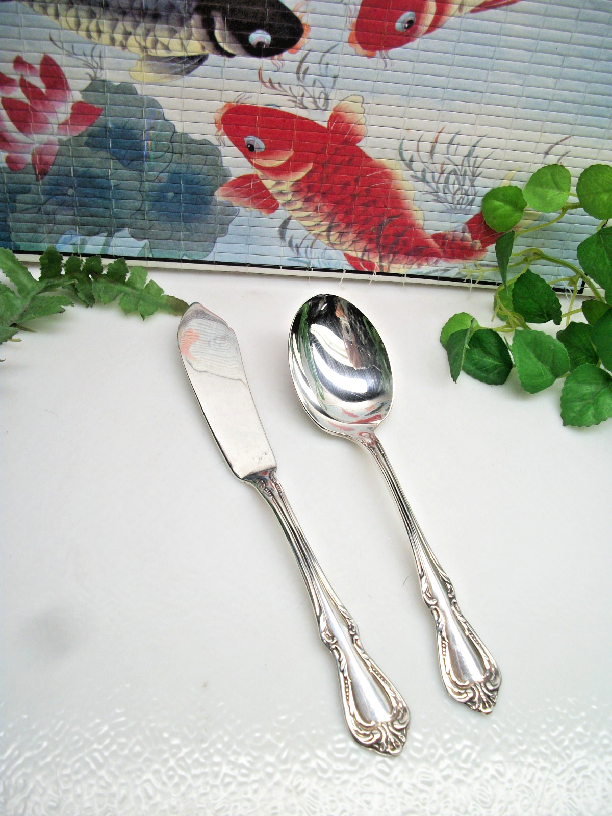 Oneida Wm A Rogers  CHALICE  Silverplate Master Butter Knife & Sugar Spoon  1958