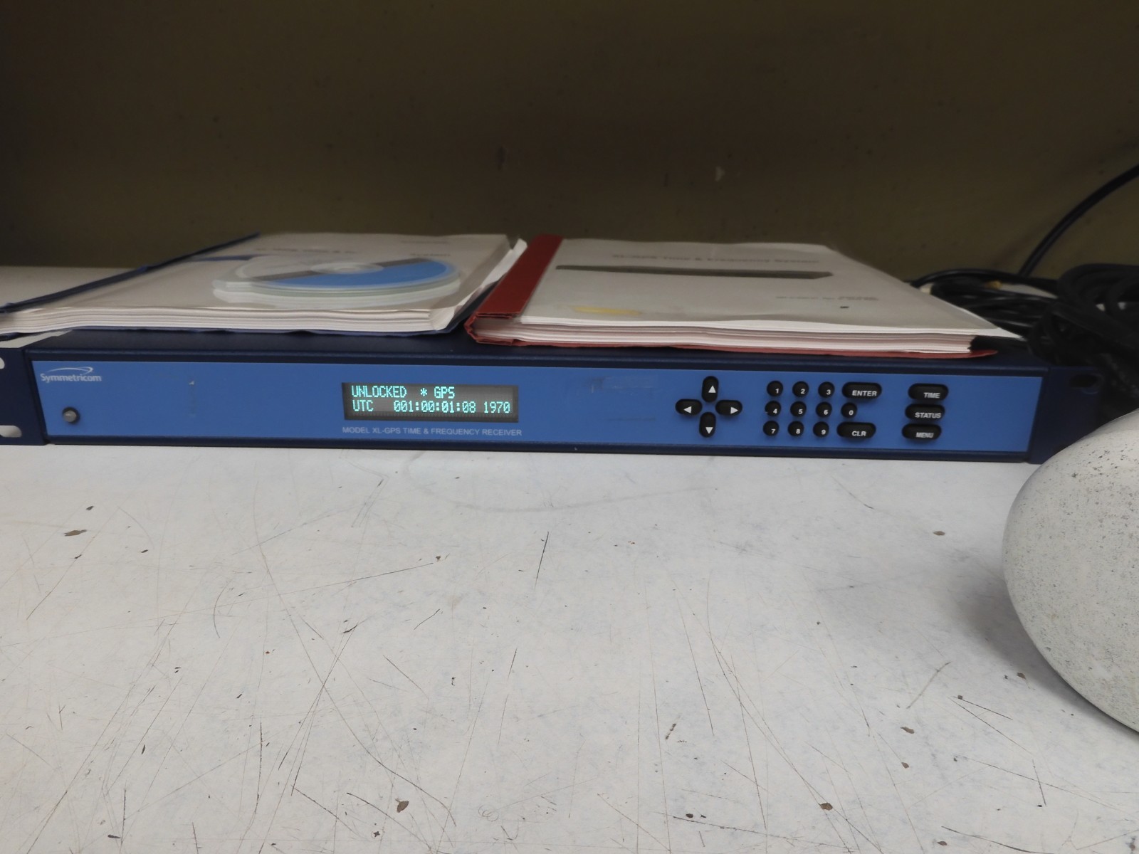 Symmetricom XL-GPS Time & Frequency Receiver with Probe - QB56