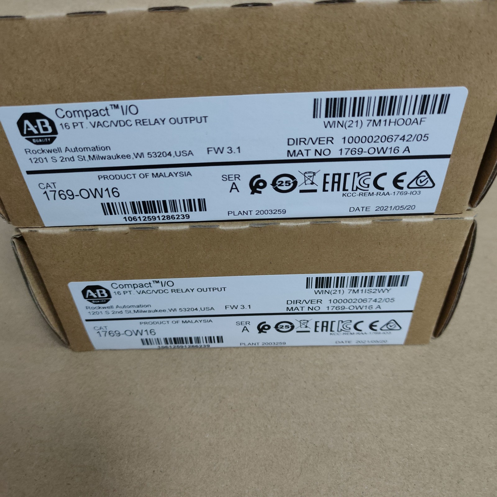 BRAND NEW AB 1769-OW16 CompactLogix Relay Output Module 1769OW16 PLC
