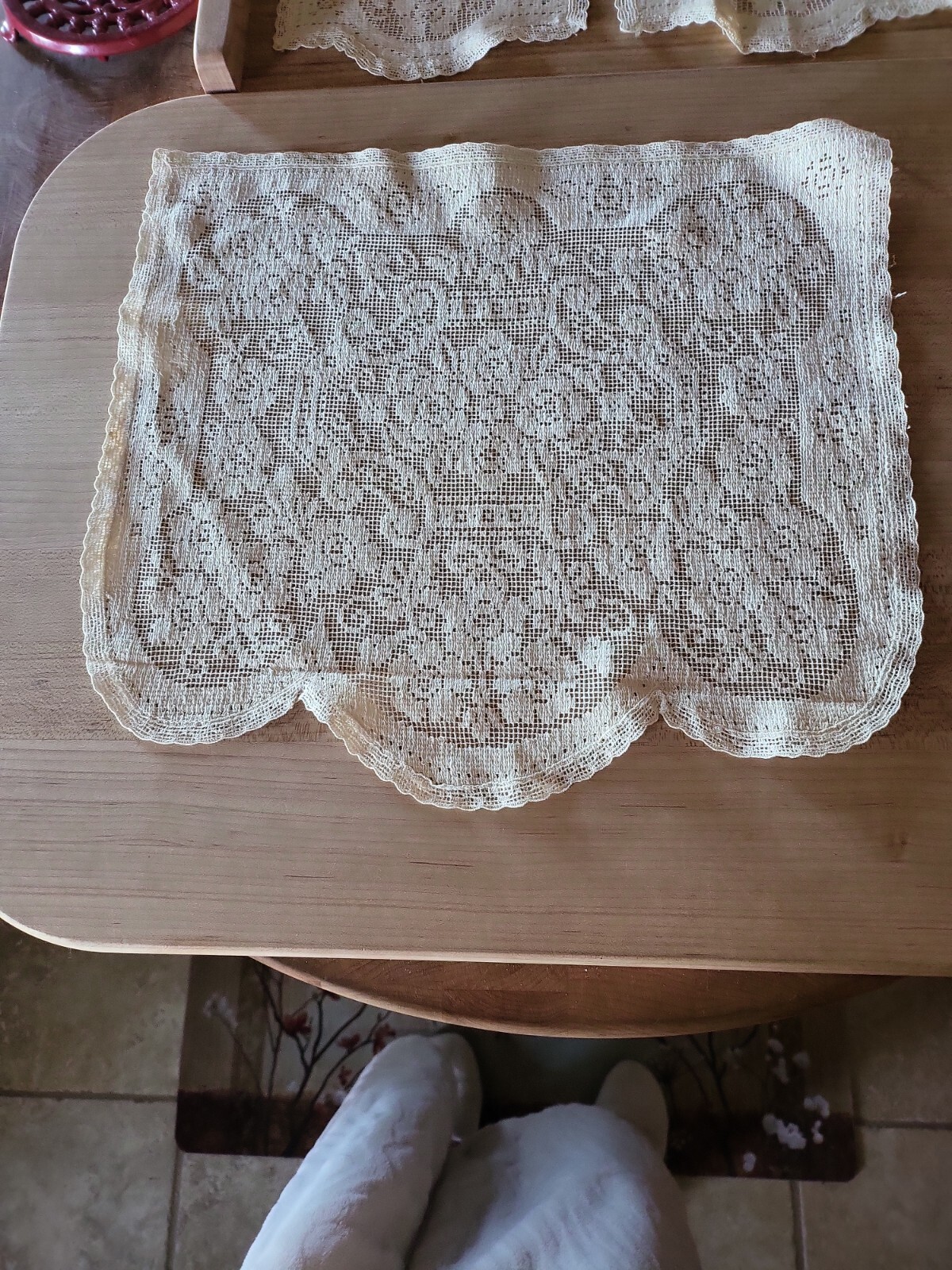 Two Headrests And Four Armrests Set Lace Fillet