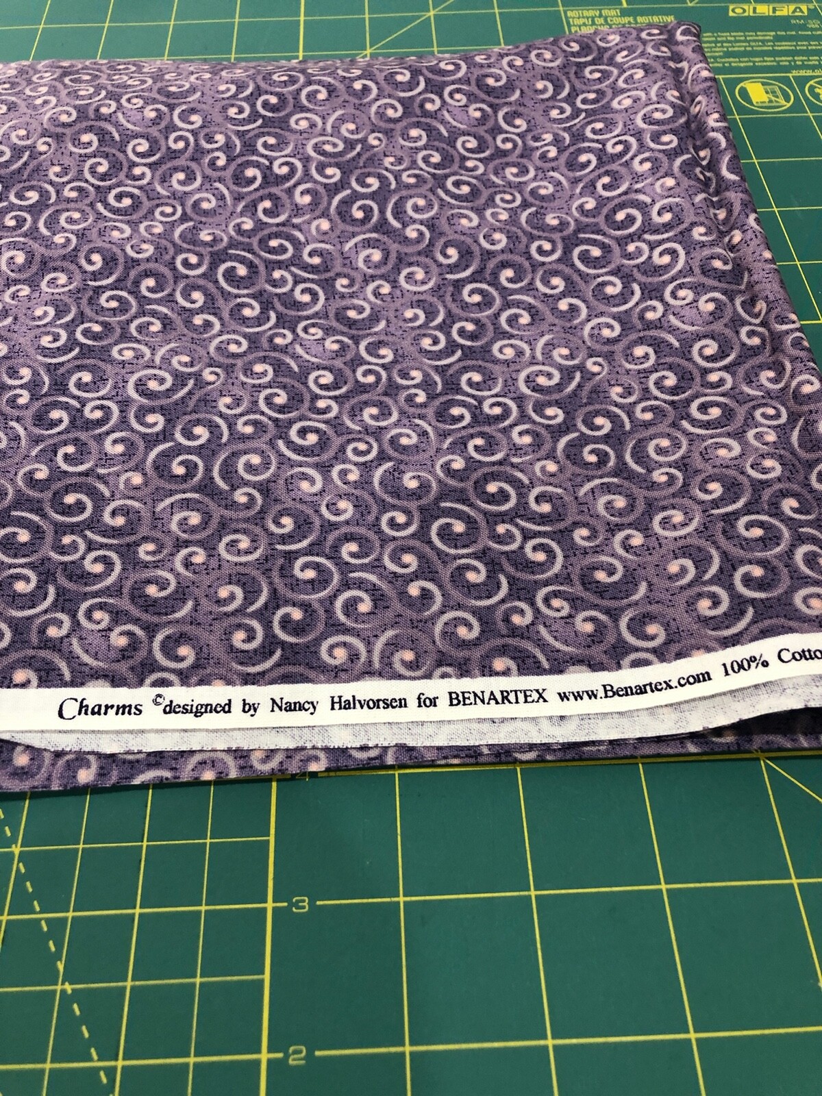 QUILTER'S QUALITY COTTON FABRIC BY THE YARD