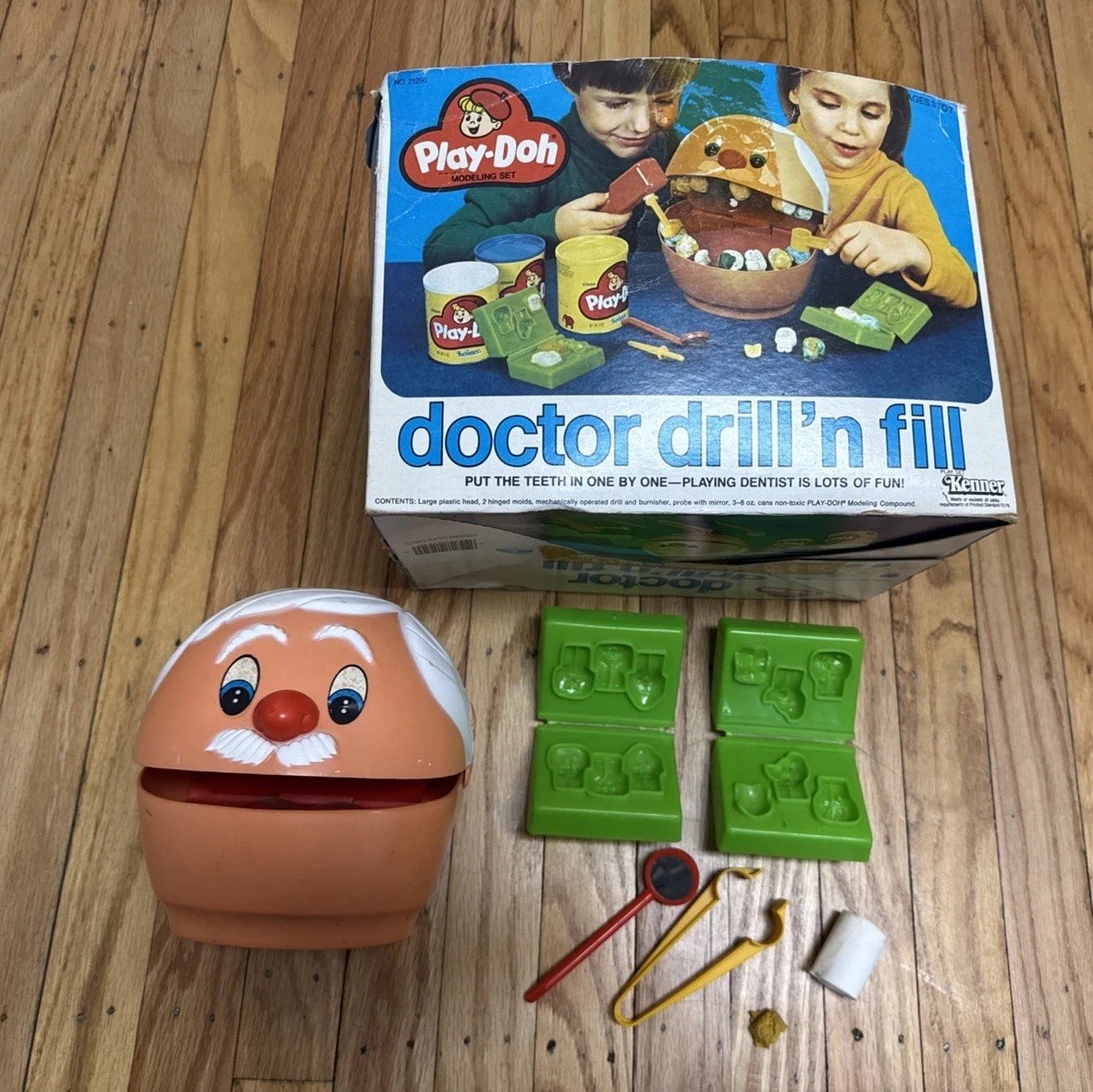 Vtg Kenner 1979 Play Doh Doctor Drill N Fill Dentist Playset Accessories Box Odd