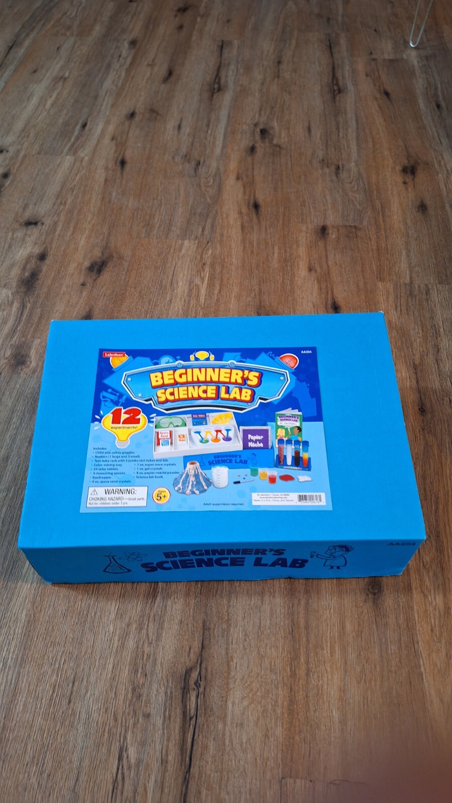 Lakeshore Beginner's Science Lab 12 Experiments AA254