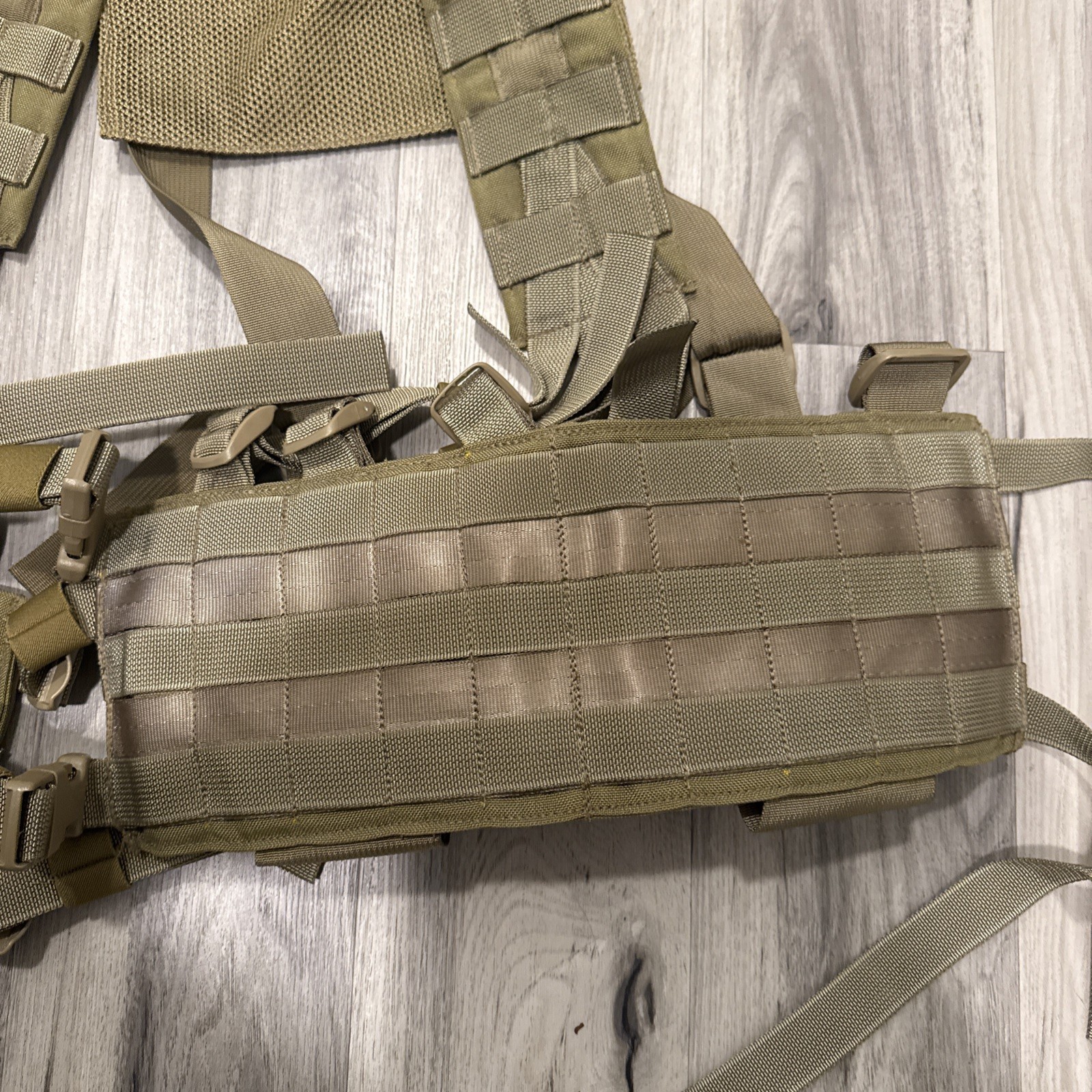 Eagle Industries Khaki SFLCS H Harness with Pouches - NOS