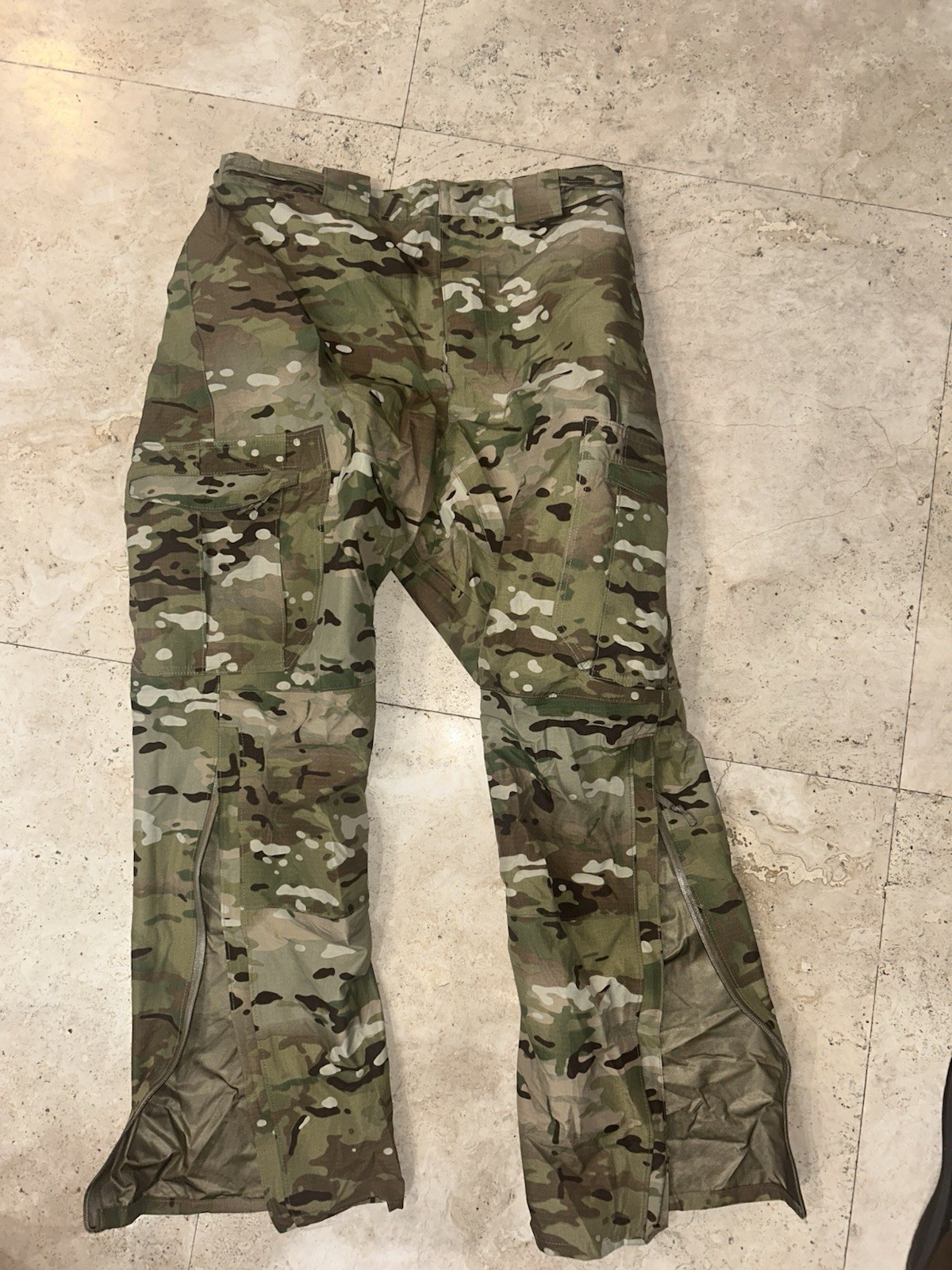 WILD THINGS HARD SHELL PANTS FR OCP MULTICAM GORTEX PYRAD MEDIUM WET WEATHER