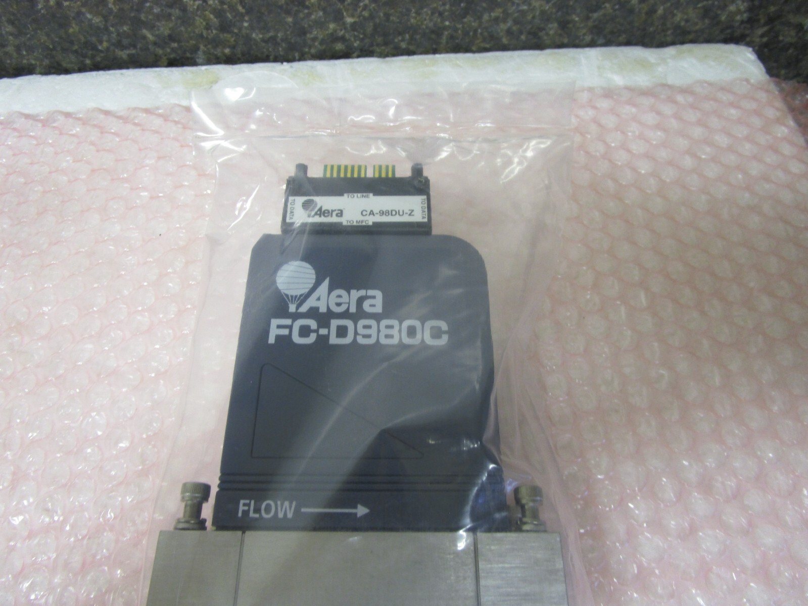 Aera FC-D980C Mass Flow Controller H2 1.5000 SCCM + CA-98DU-Z Adapter -
