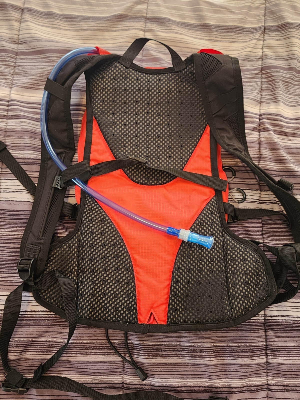 COLEMAN MAX HYDRATION RED BACKPACK Elate 14L, NEW BLADDER